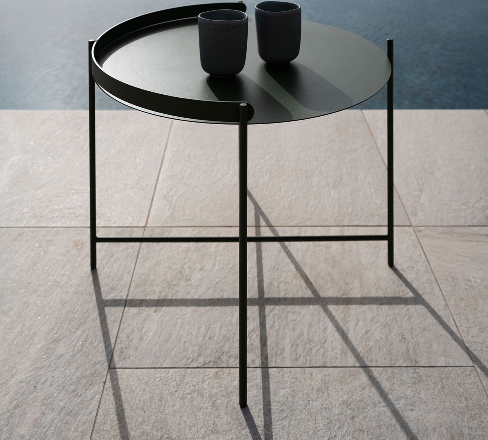 EDGE Serviertisch 62cm Piniengrün