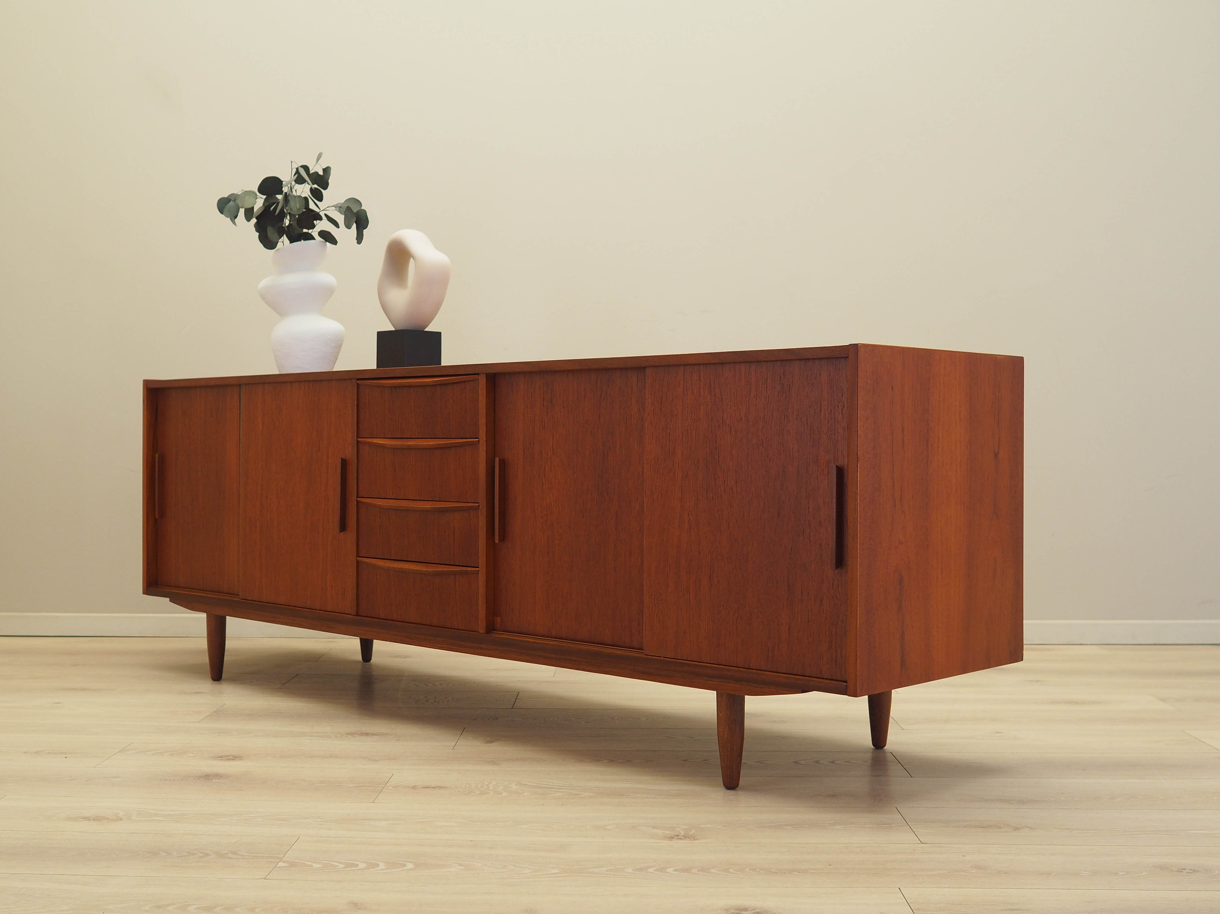 Teak-Sideboard Braun 1970er Jahre