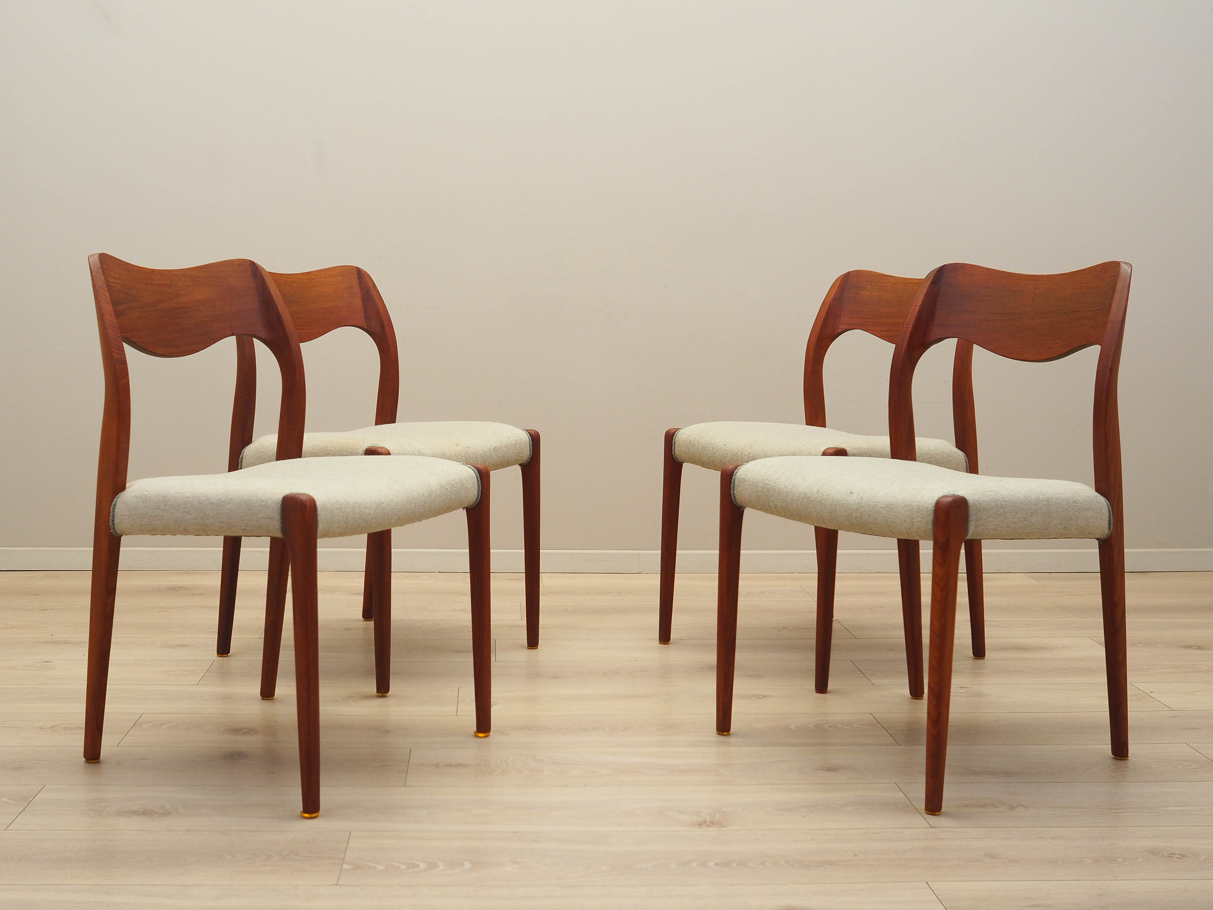 Teak wood chair set 4-piece 1960s, Designer: 