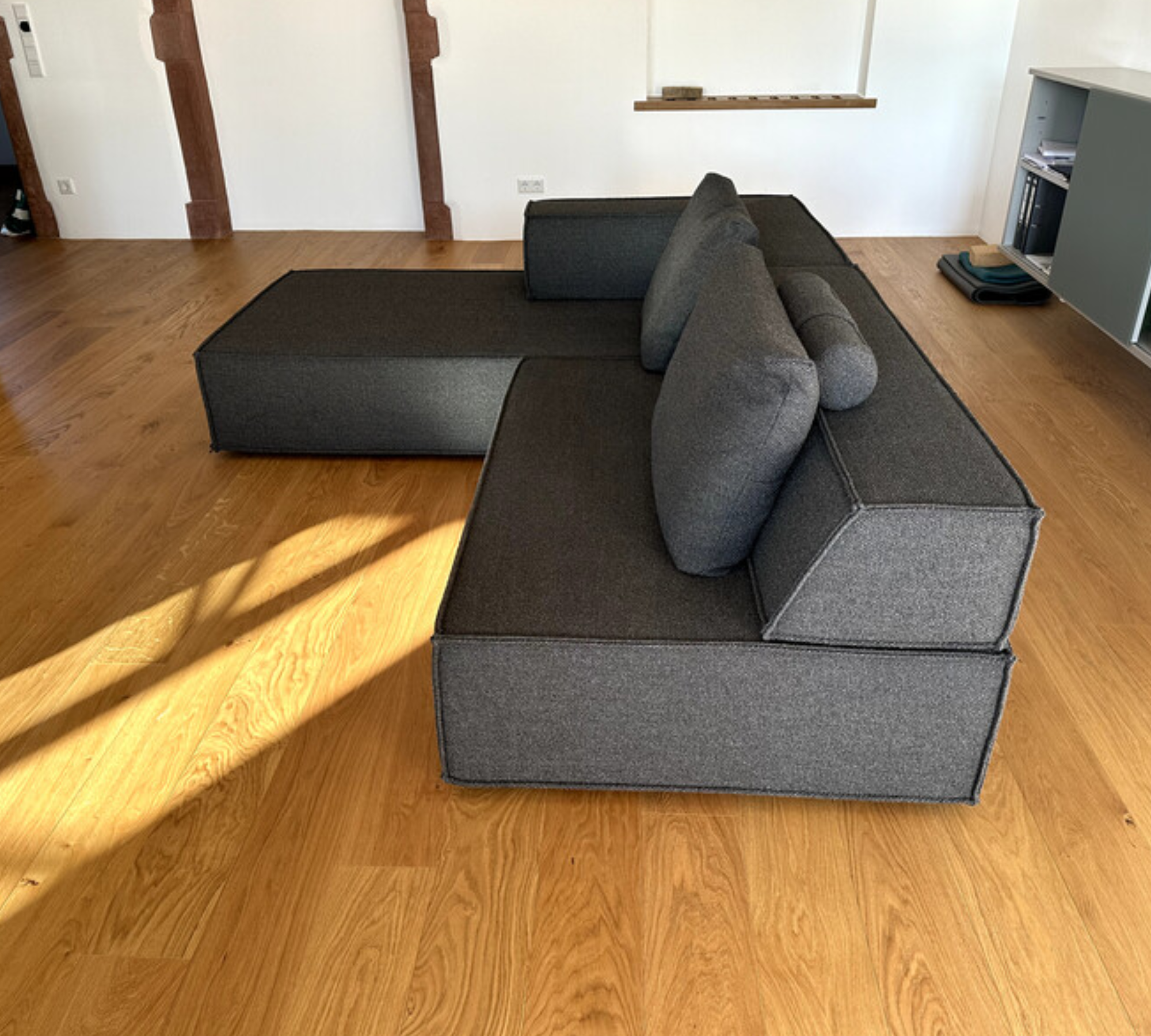 Trio Schlafsofa Textil Grau