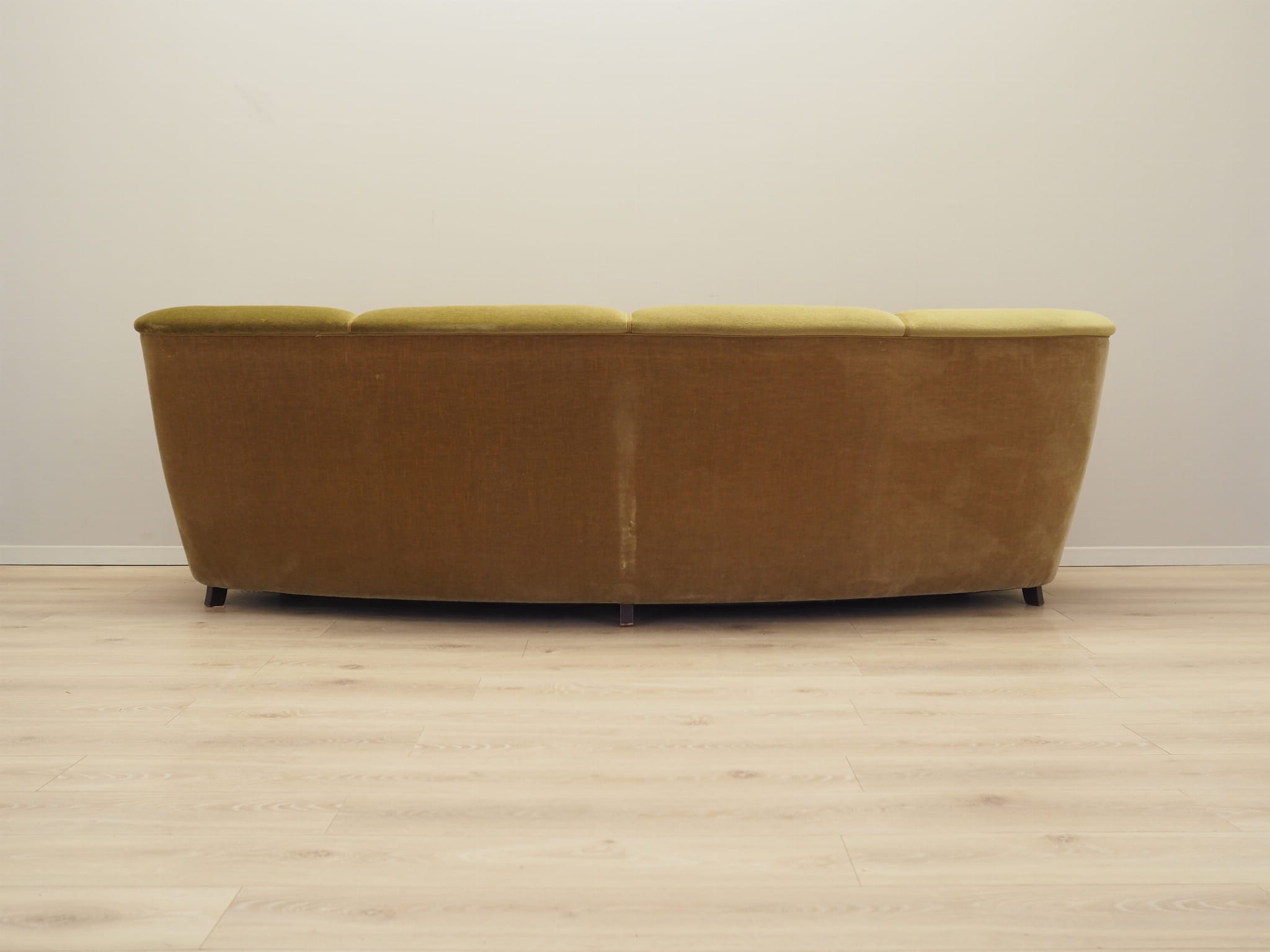 4-Sitzer Sofa Velours Grün 1960er Jahre