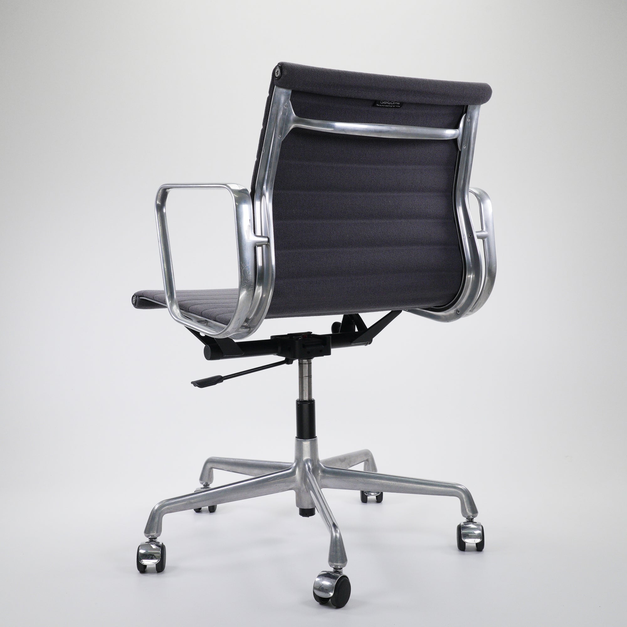 Vitra EA117 Chair Chrom Hopsack Grau