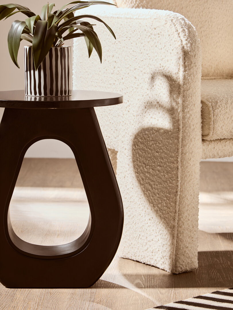 Walsa Black Finish Mango Holz Beistelltisch
