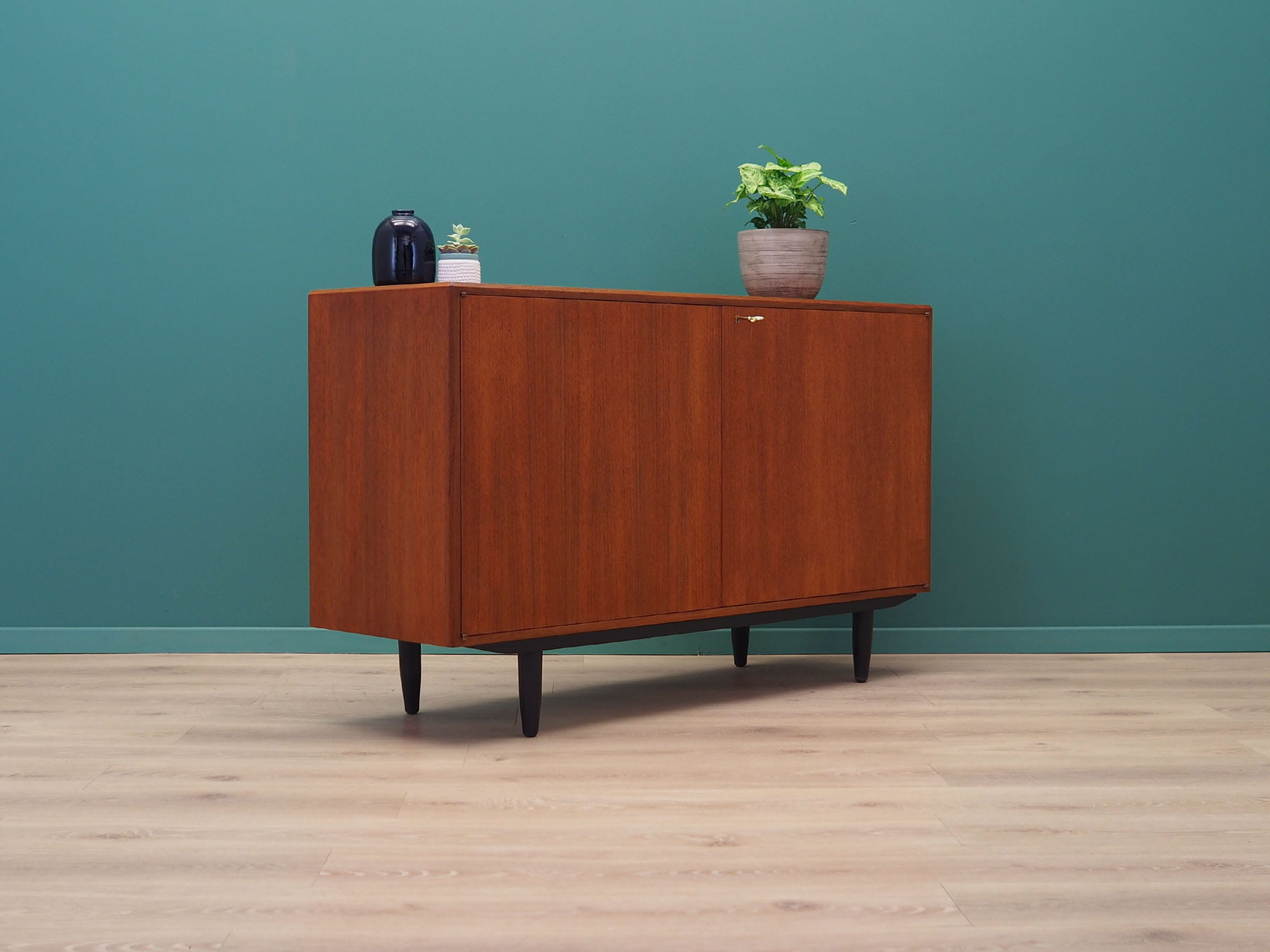 Vintage Schrank Teakholz Braun 1960er Jahre