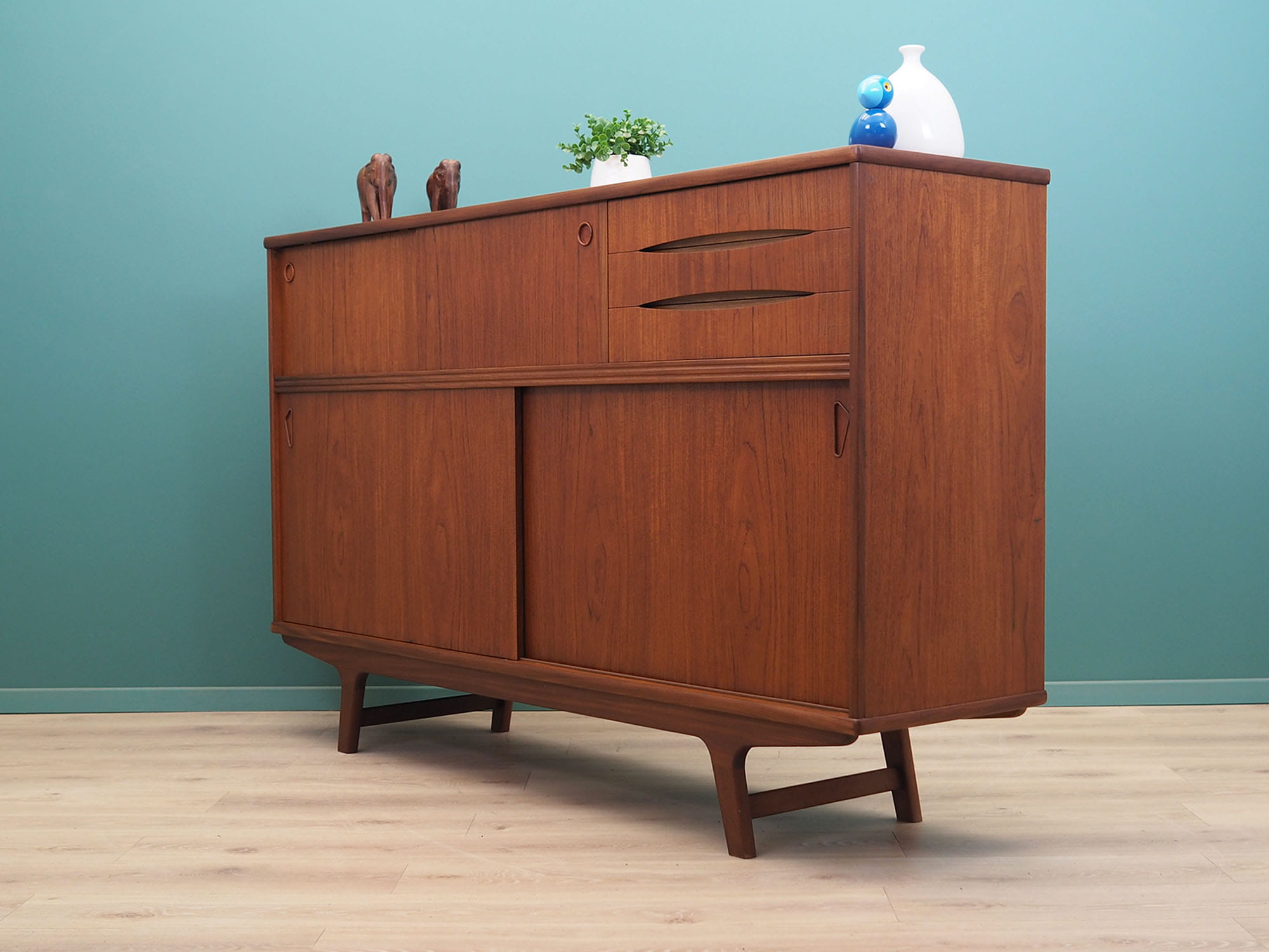 Vintage Highboard Teakholz Braun 1960er Jahre