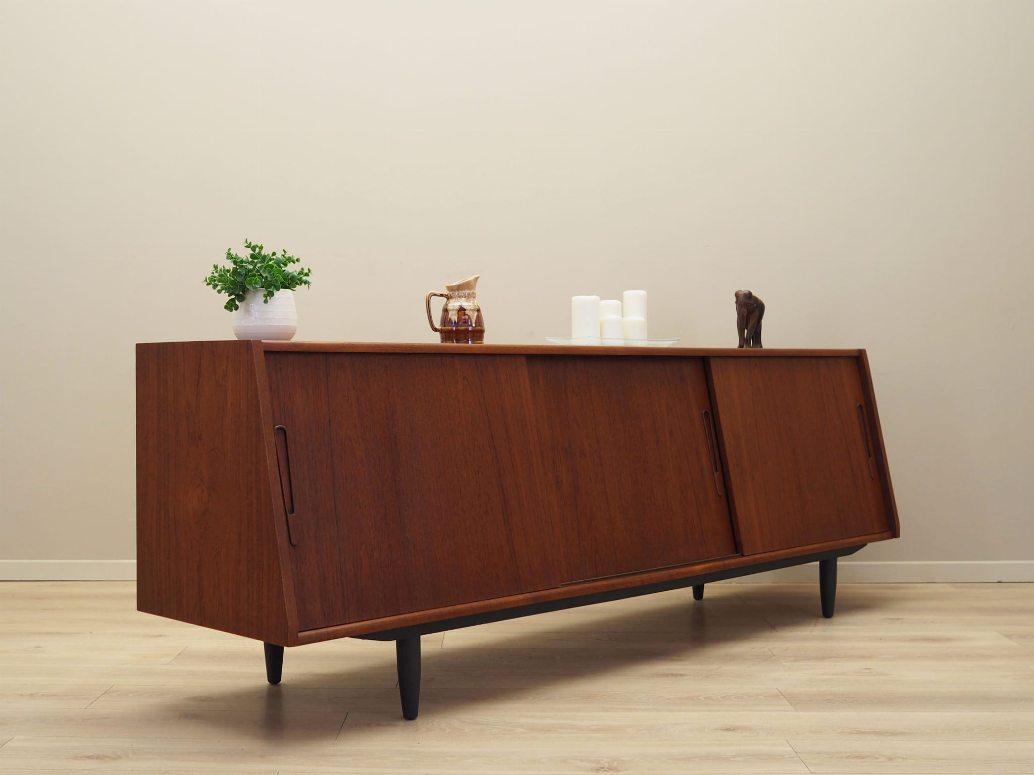 Sideboard Teakholz Braun 1970er Jahre 