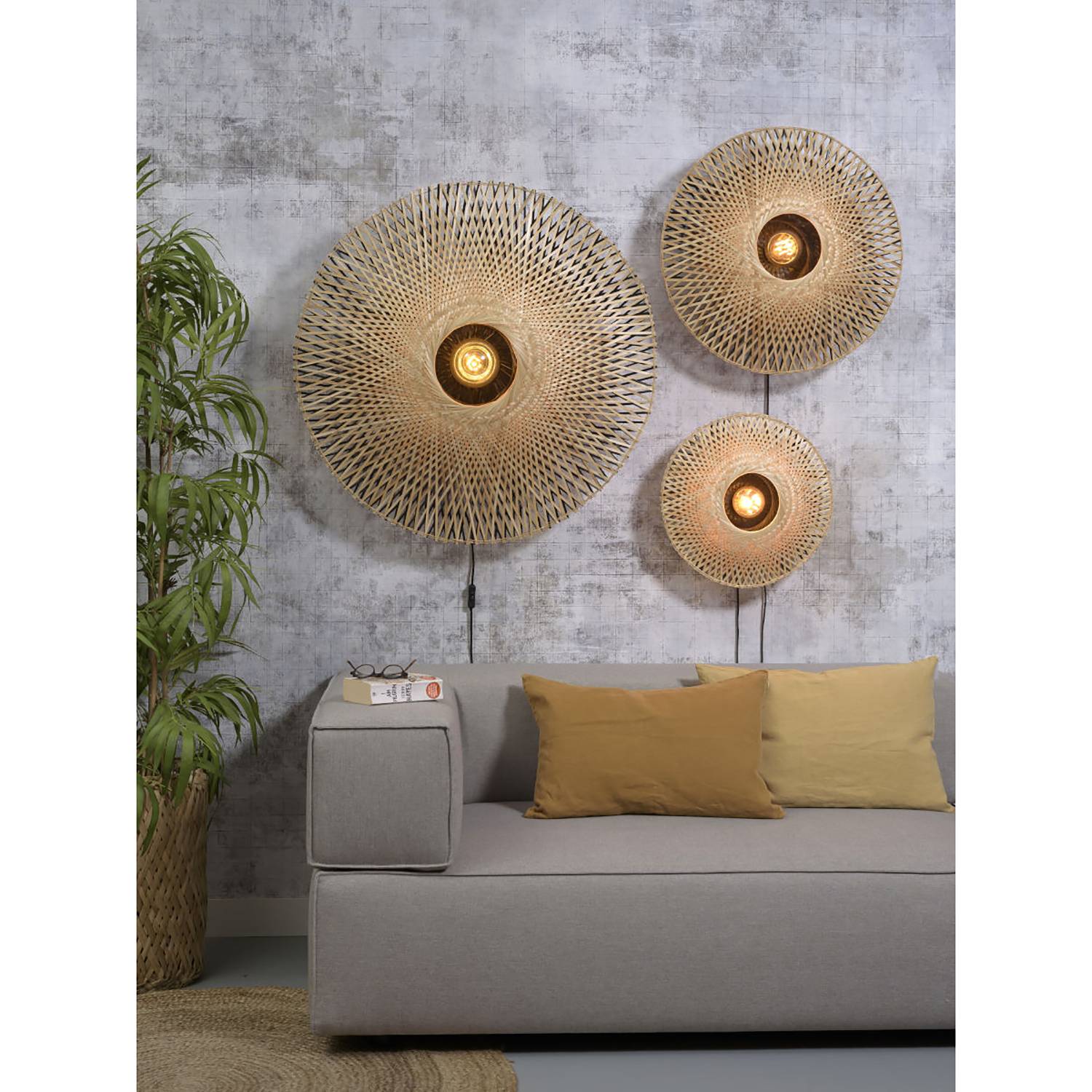 1-Light Wall Lamp Kalimantan Solid Bamboo Iron