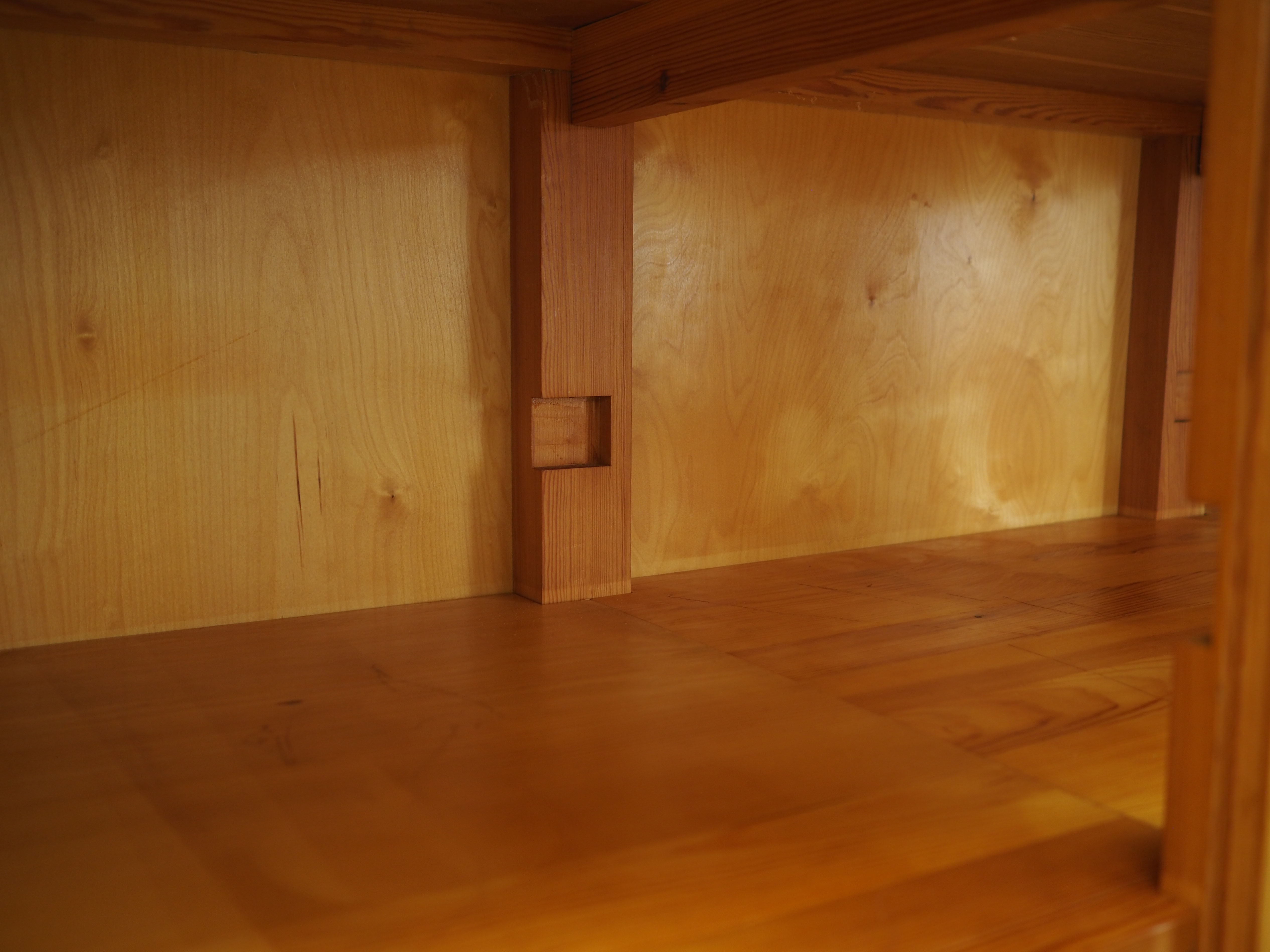 Display cabinet pine wood 1980s