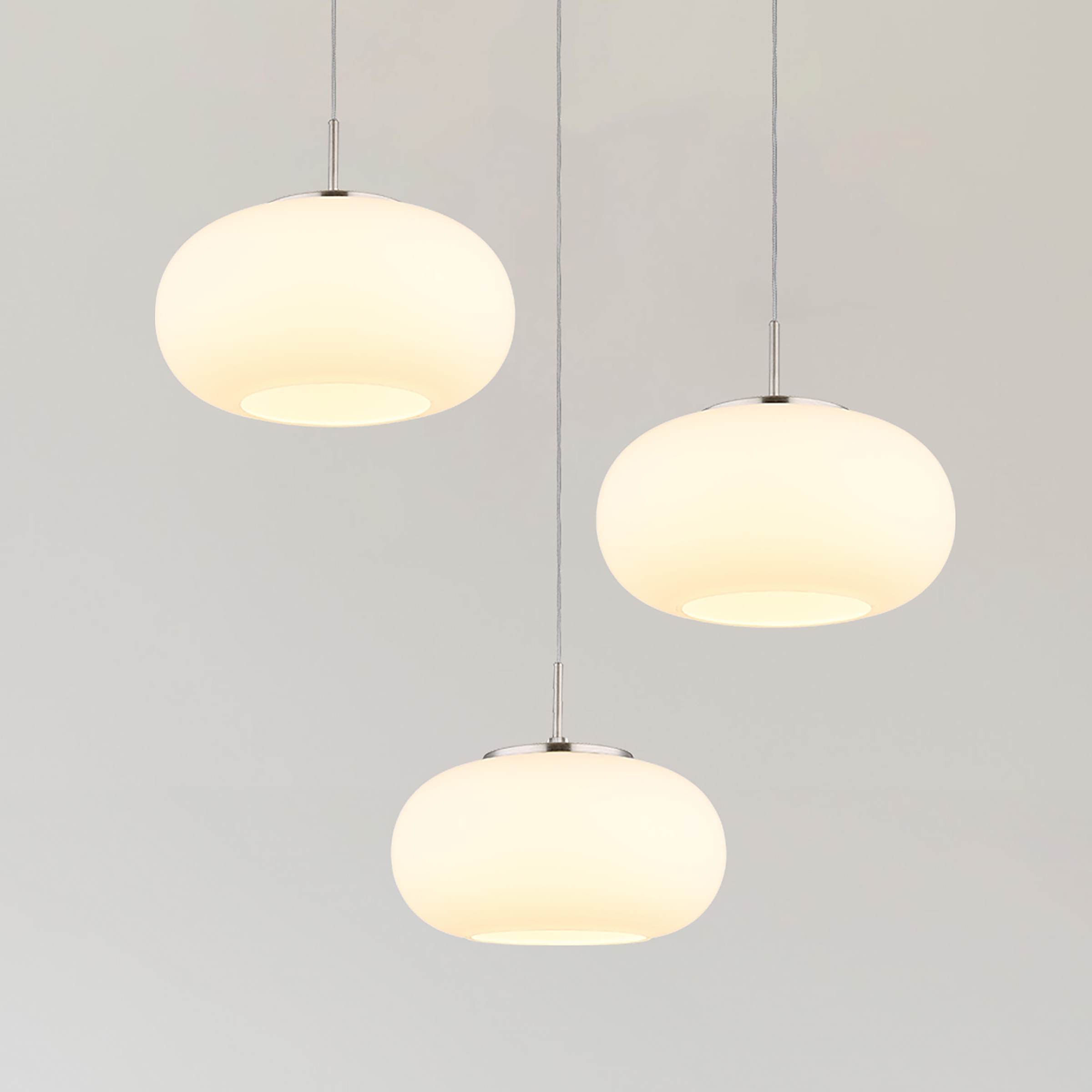 LED Pendelleuchte Quintara 3-Flammig Opalglas Eisen 