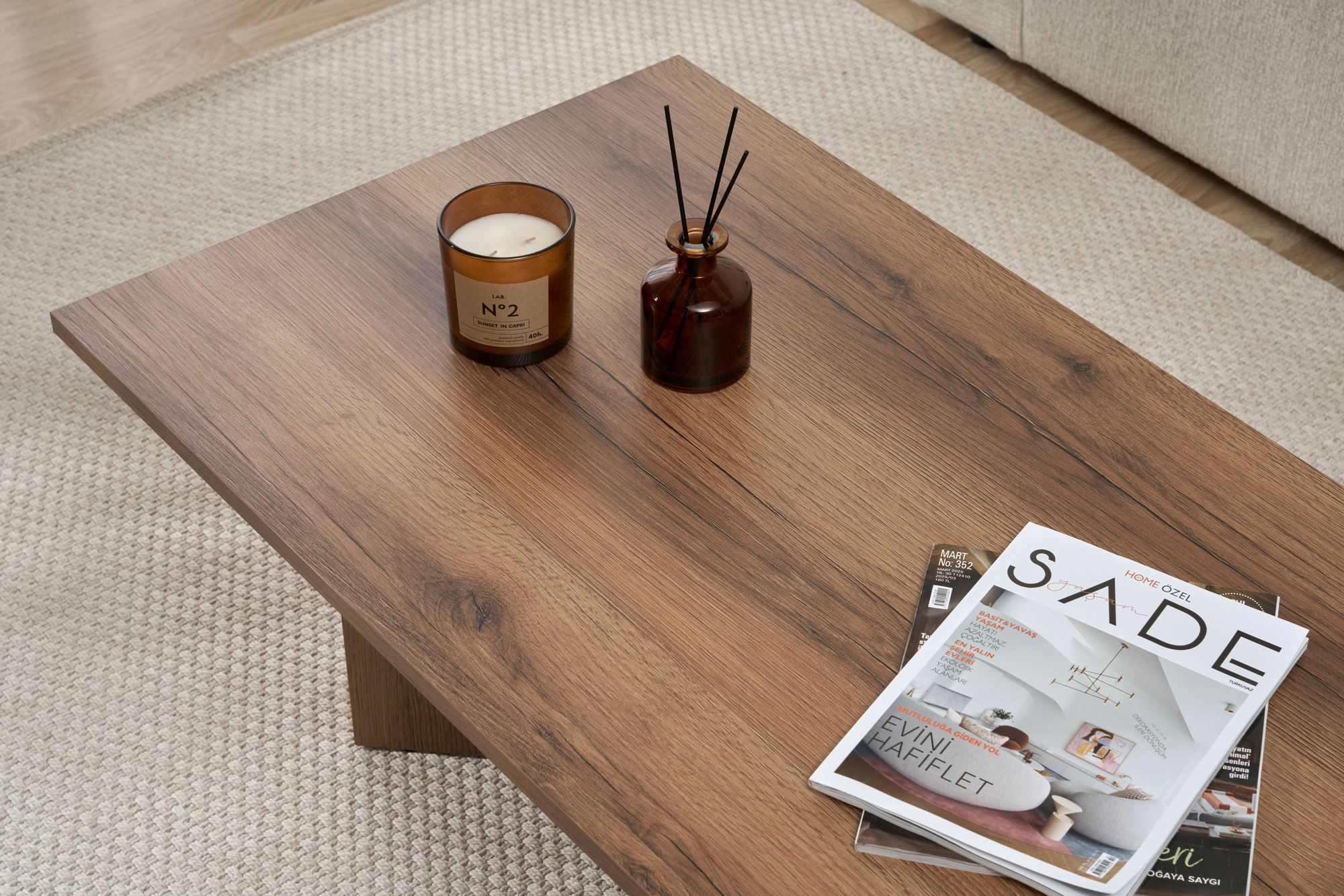 Sabin Coffee table VNT Walnut