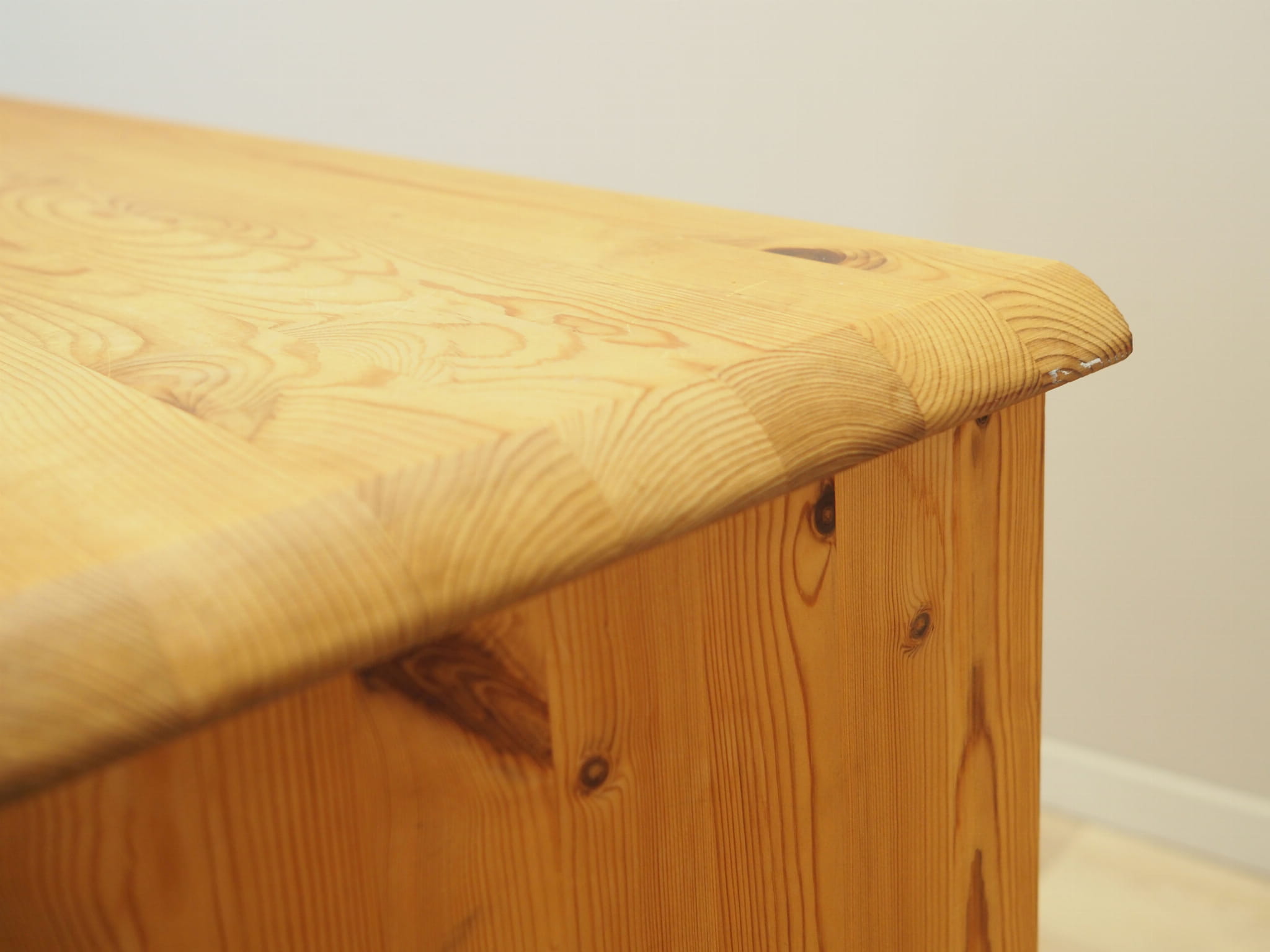 Chest of drawers Pine wood Brown