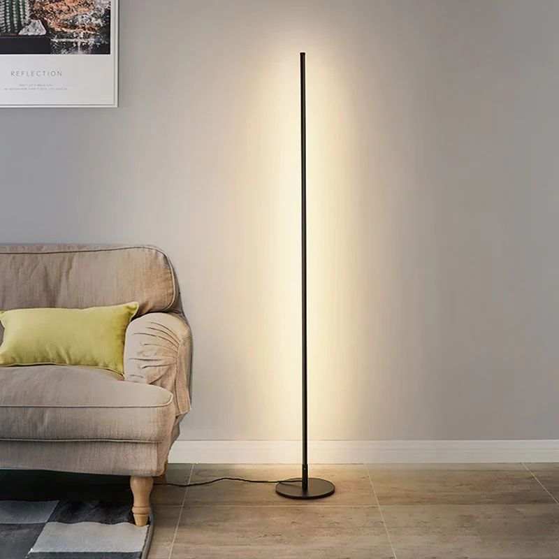 Minimalistische LED Stehlampe SELENE