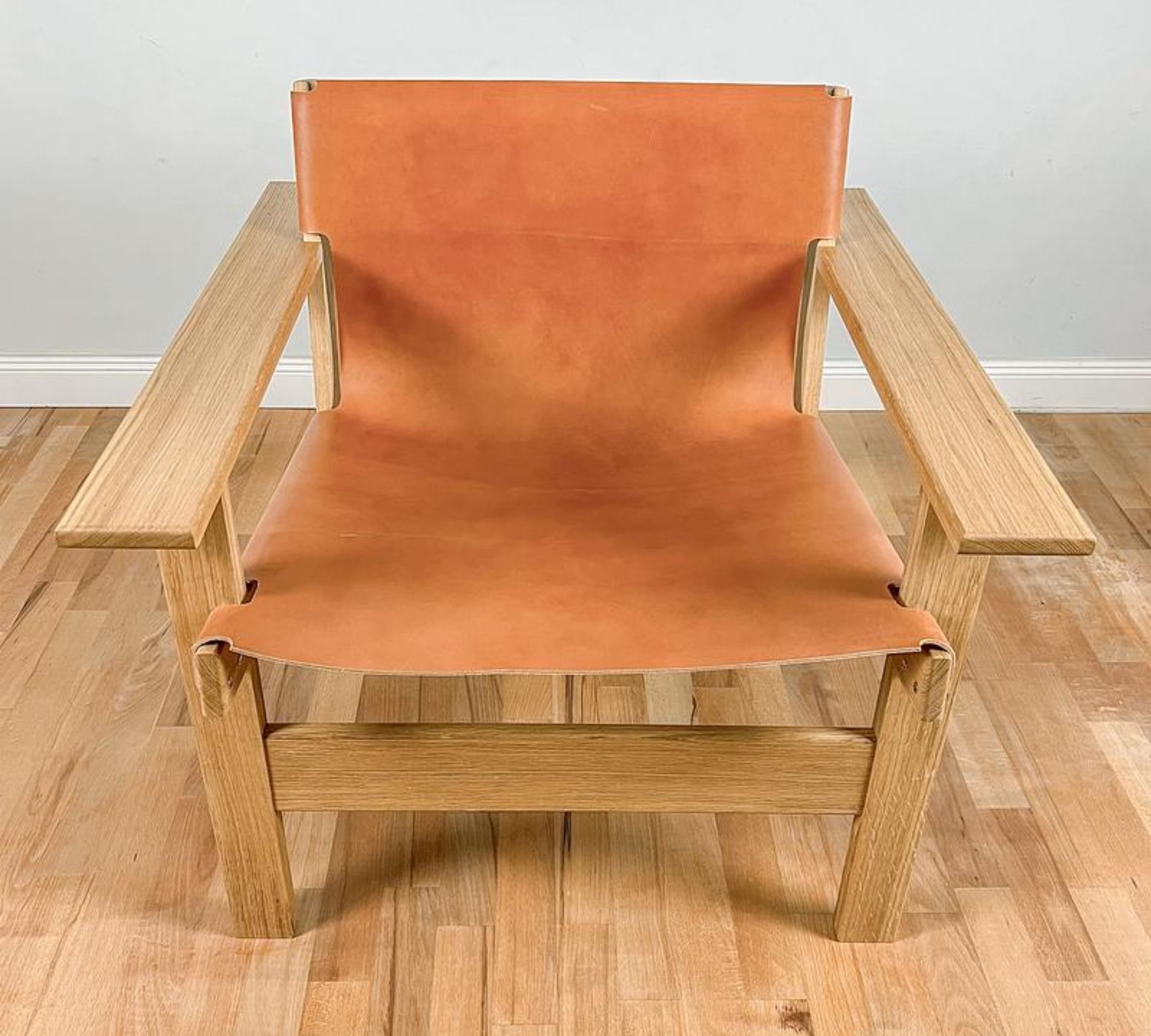 B_002 Lounge Sessel Holz Leder Braun