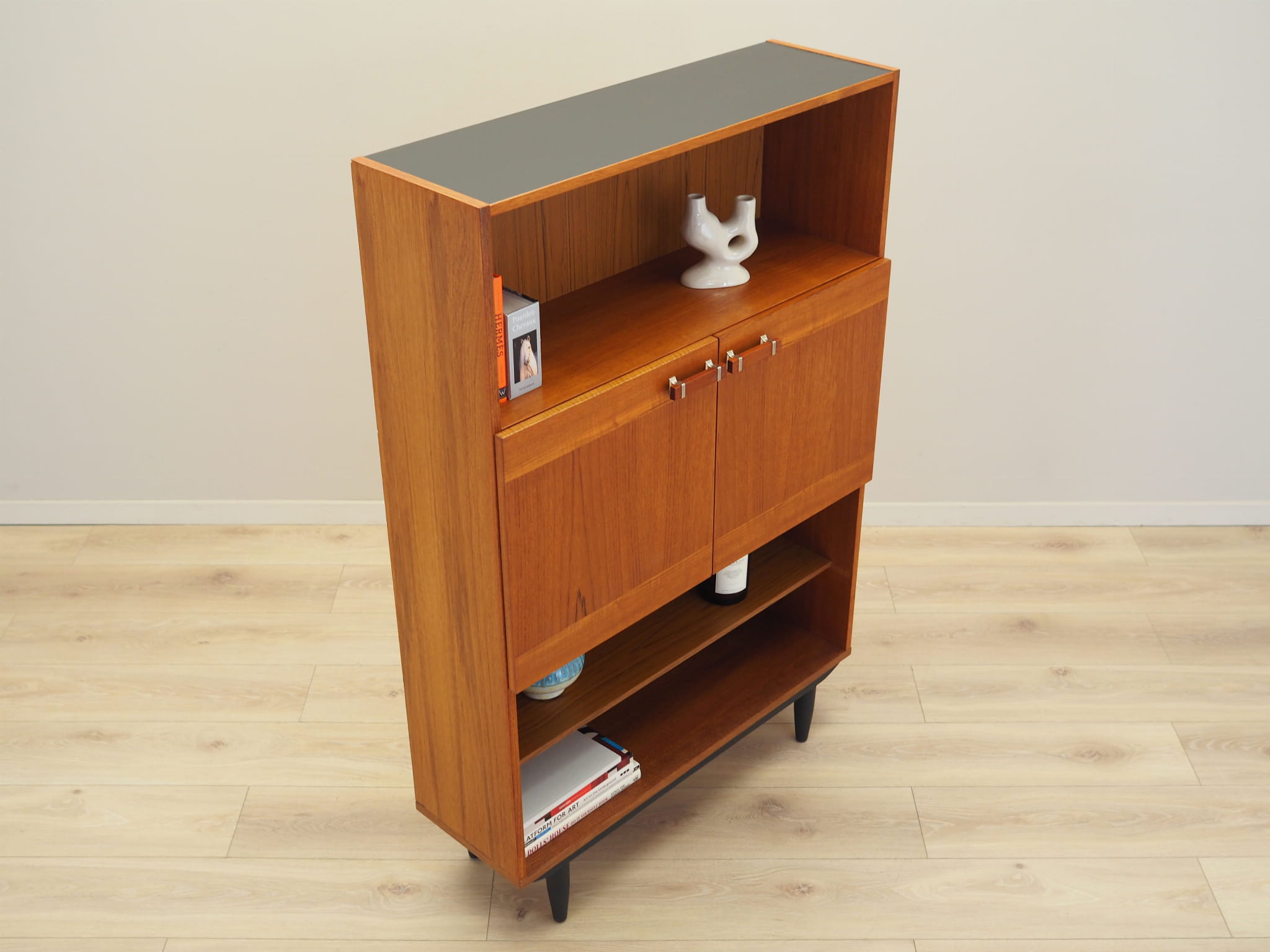 Regal Teakholz 1970er Jahre