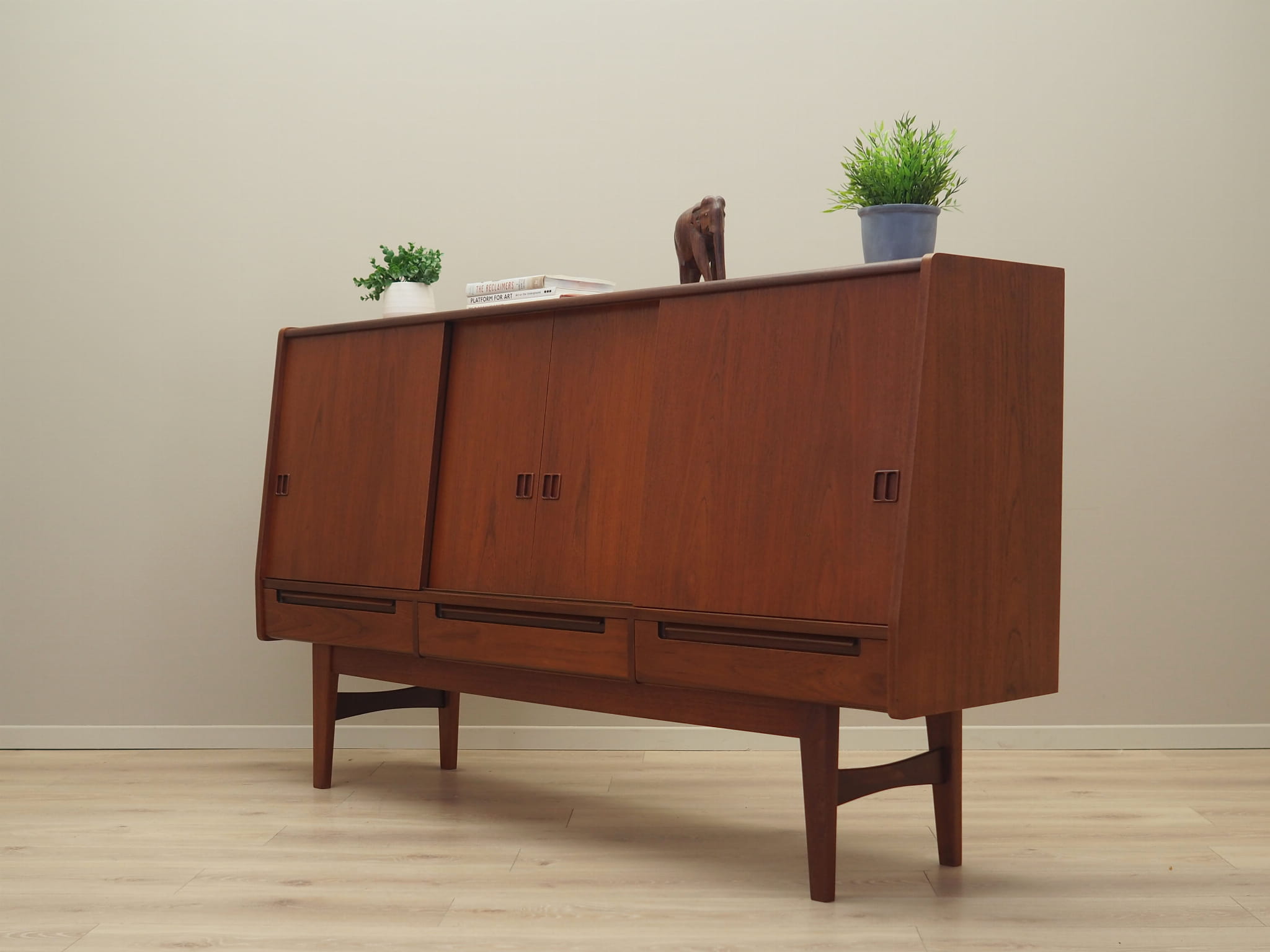 Vintage Highboard Teakholz Braun 1960er Jahre