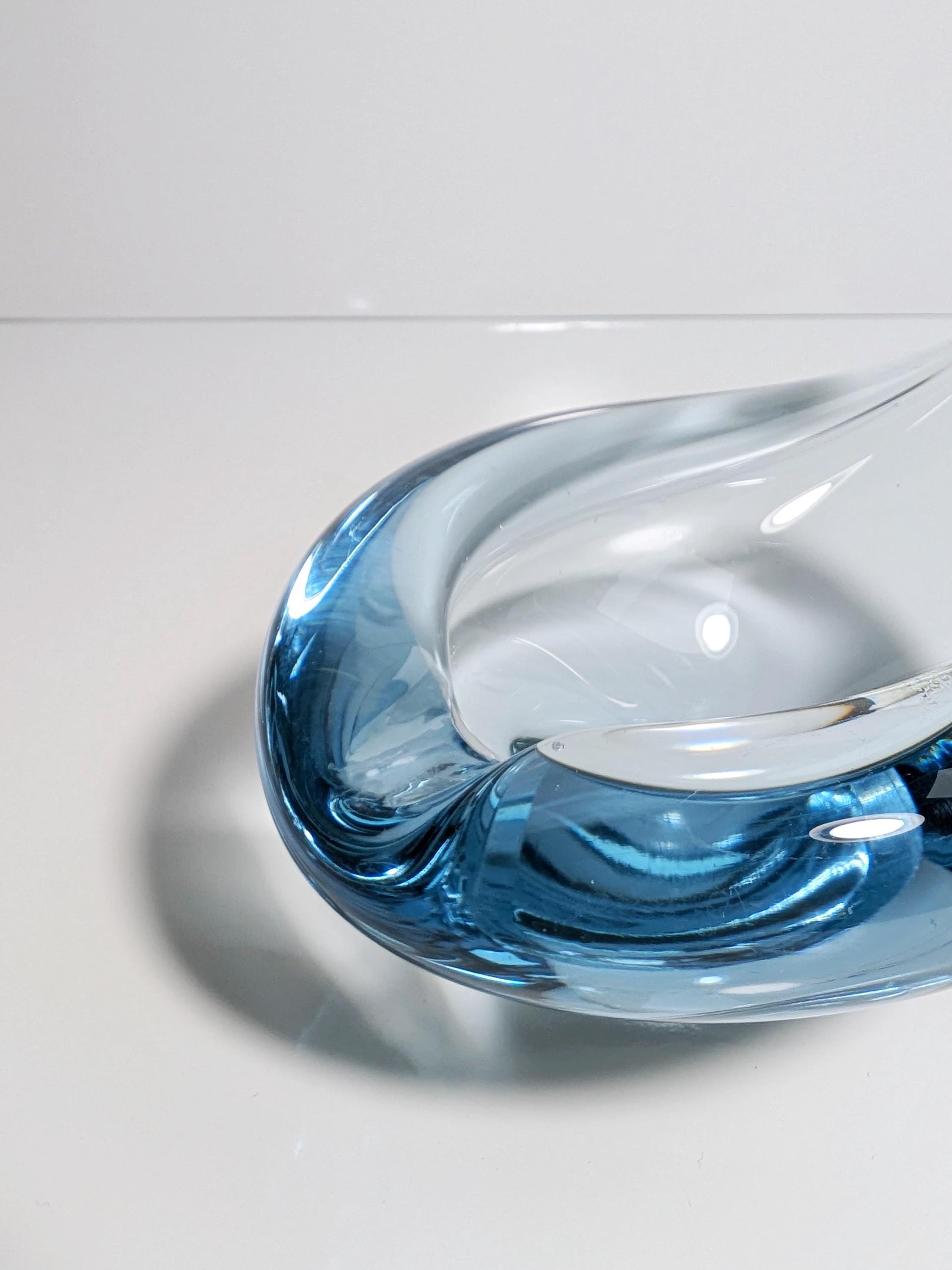 Vintage bowl glass blue