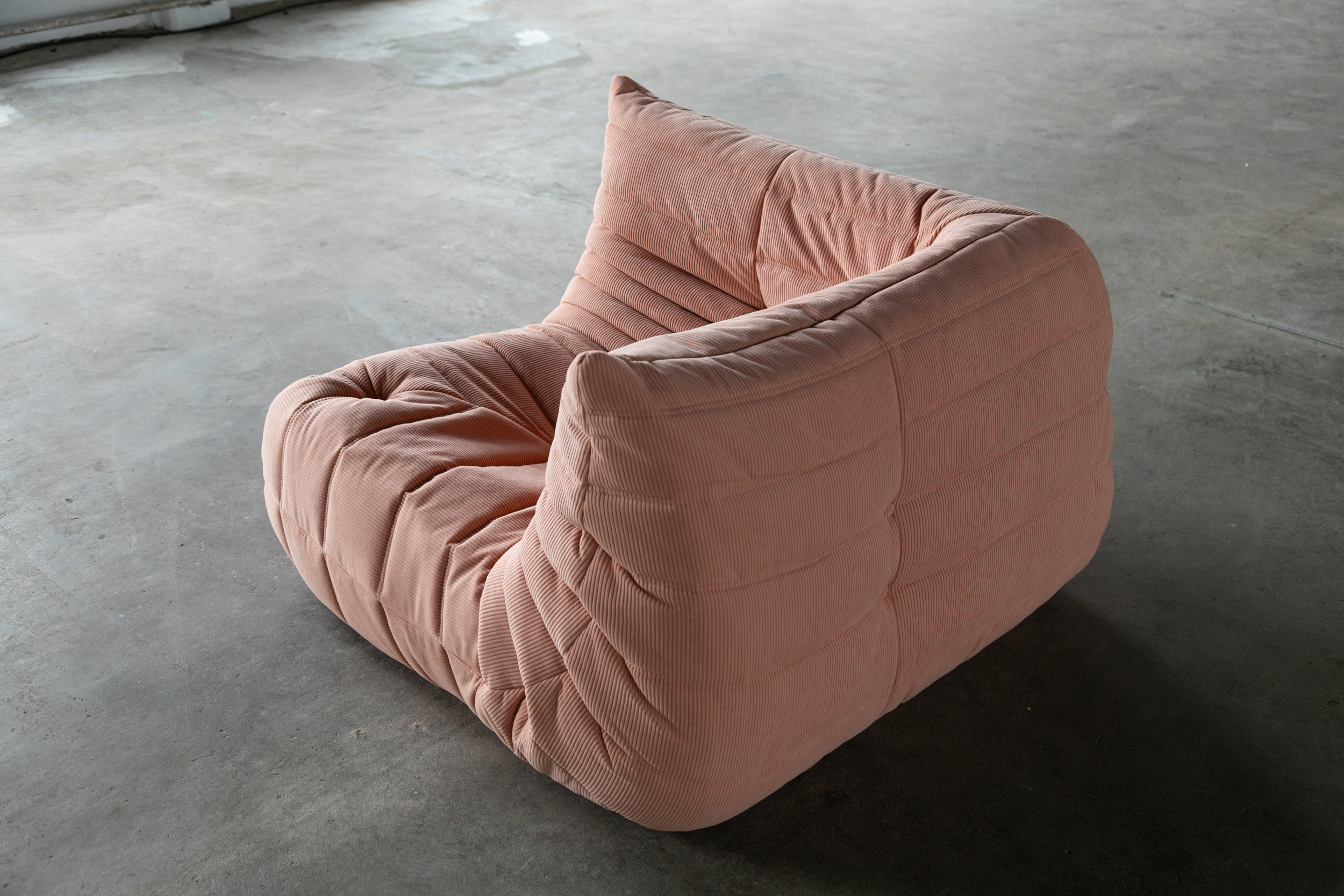 Togo Ecksofa Cord Rosa