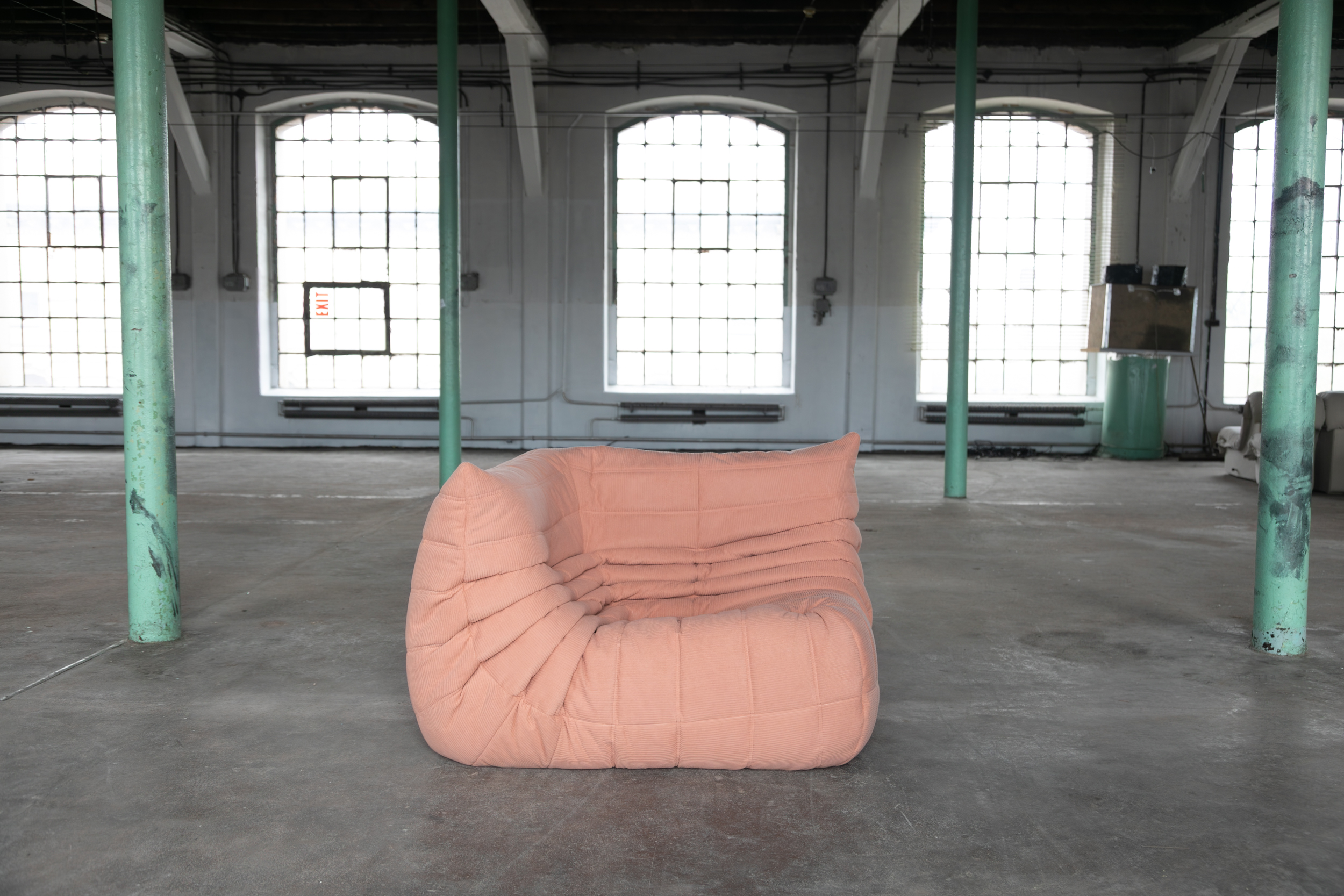 Togo Ecksofa Cord Rosa
