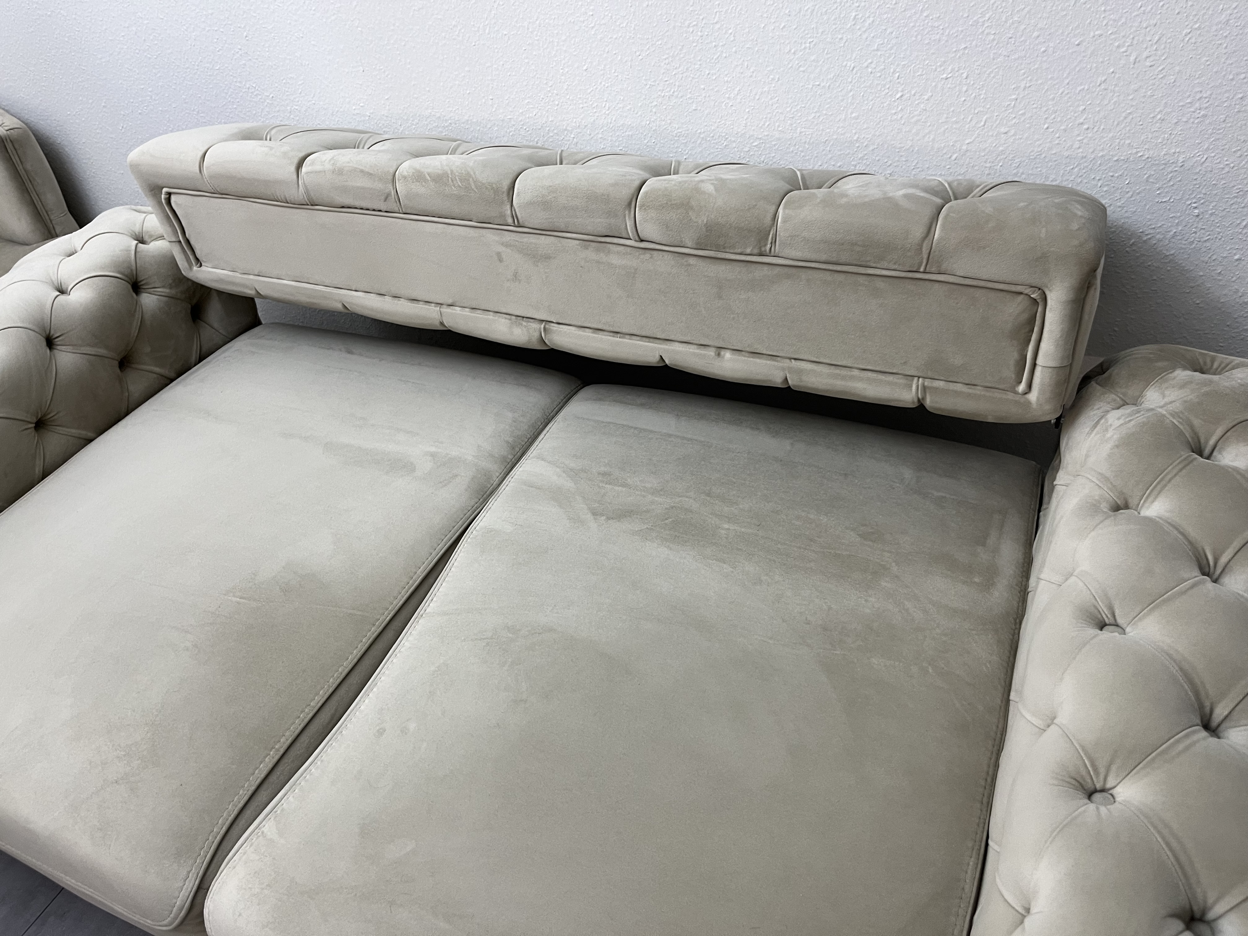 2x Sofa & Sessel Samt Beige