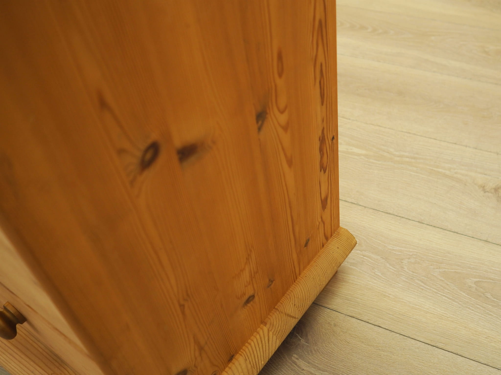 Chest of drawers Pine wood Brown