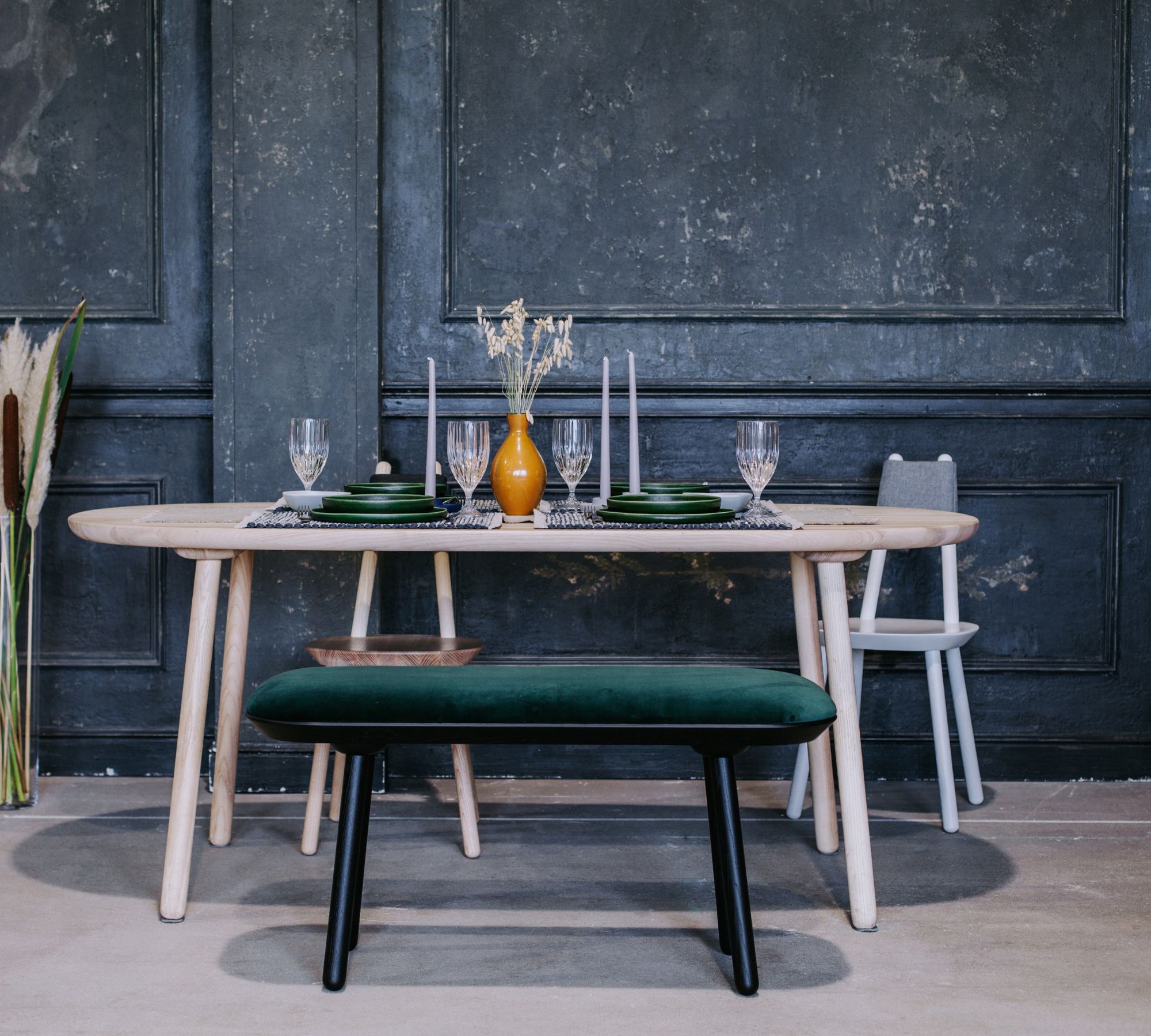 Naïve Bank Eschenholz Velour Green