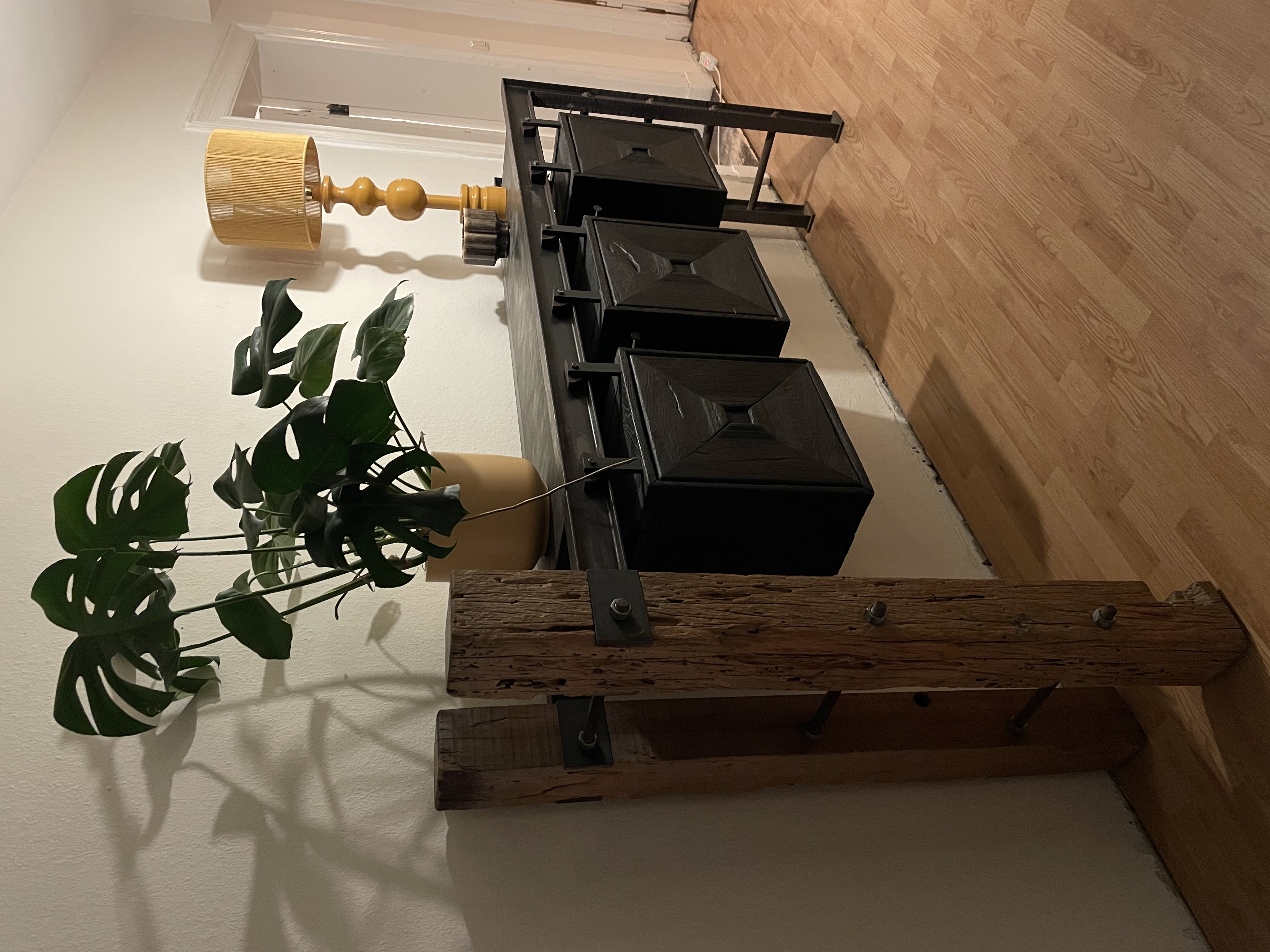 Galerie Sideboard Handgefertigt Holz Stahl Schwarz