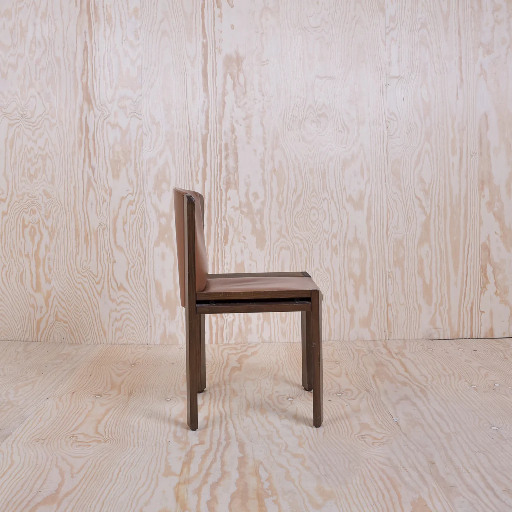 Joe Colombo Karakter Chair 300