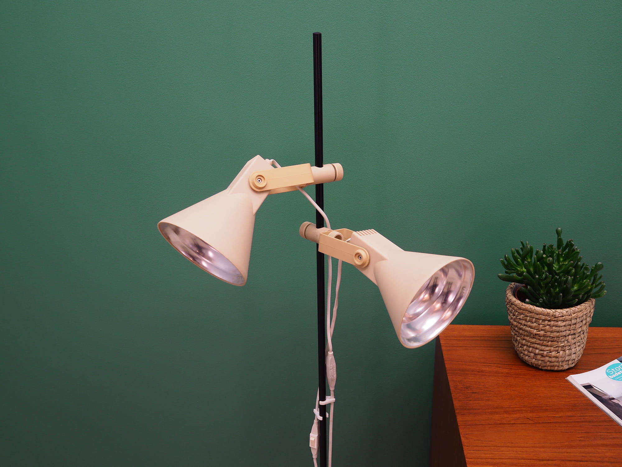 Vintage floor lamp metal pink 1970s