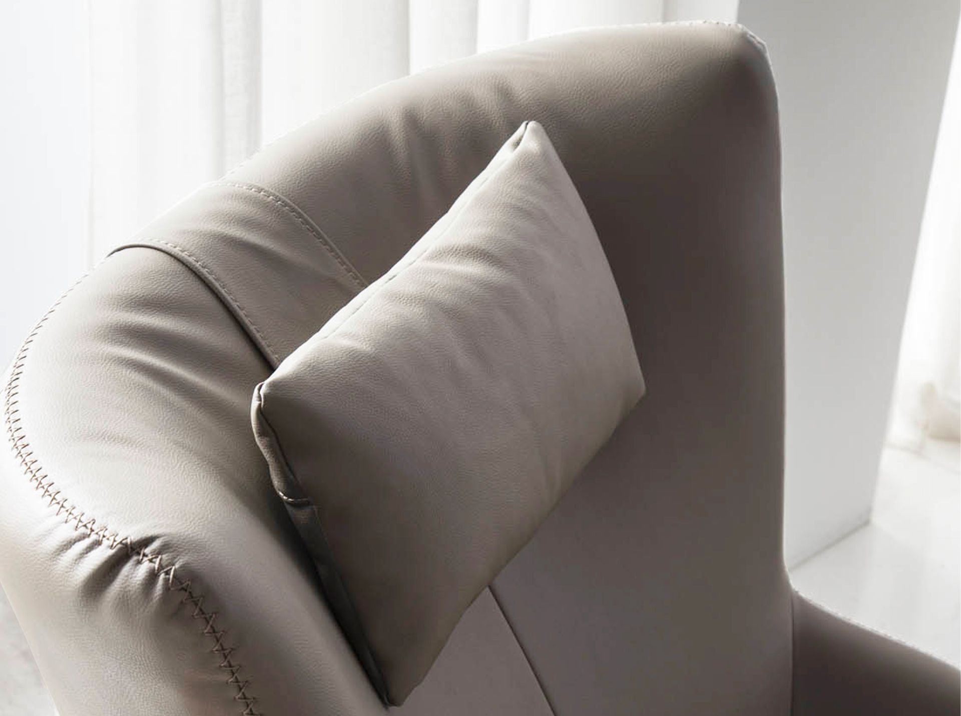 5044 Poltrona girevole ecopelle grigio