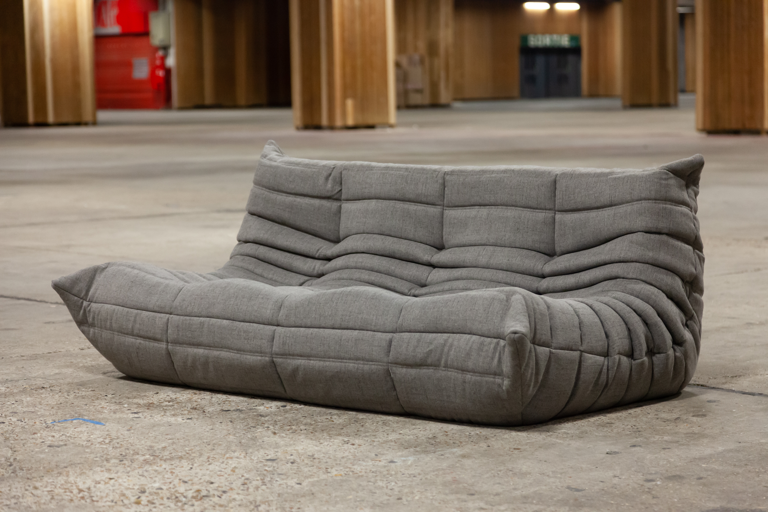 Togo Sofa 3-Sitzer Webstoff Warmgrau