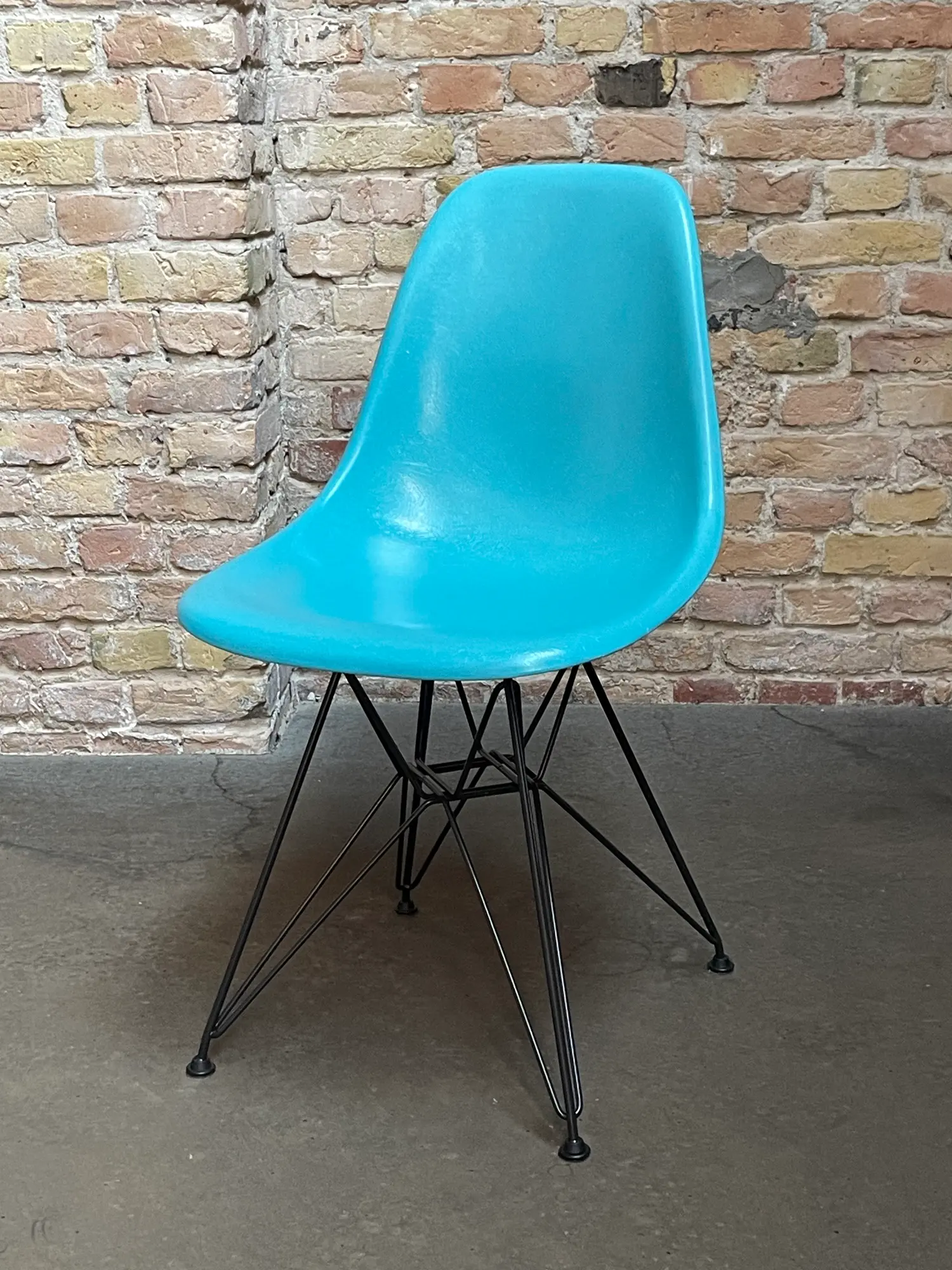 Eames Fiberglas Sidechair DSR Türkis