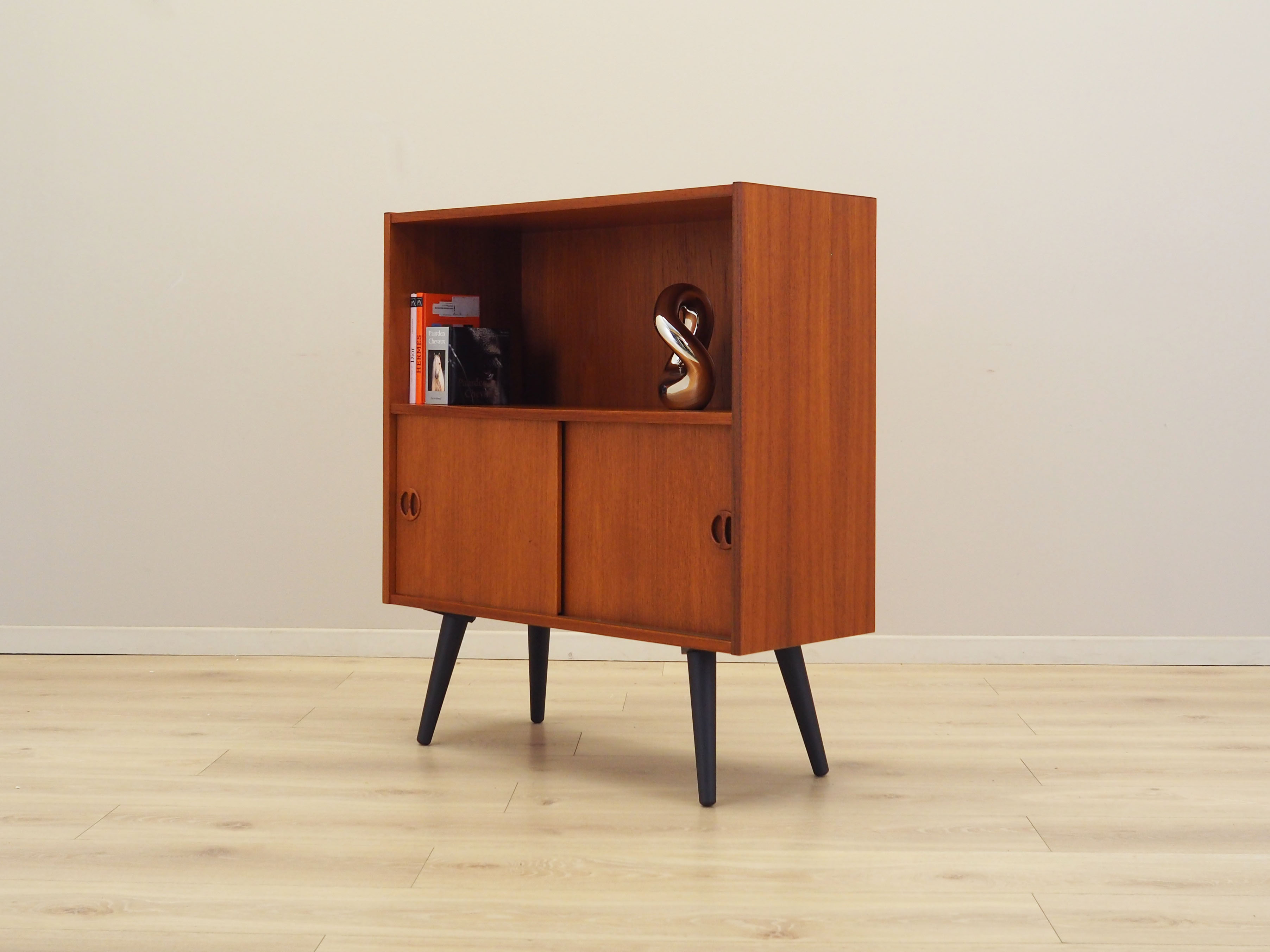 Regal Teakholz 1970er Jahre