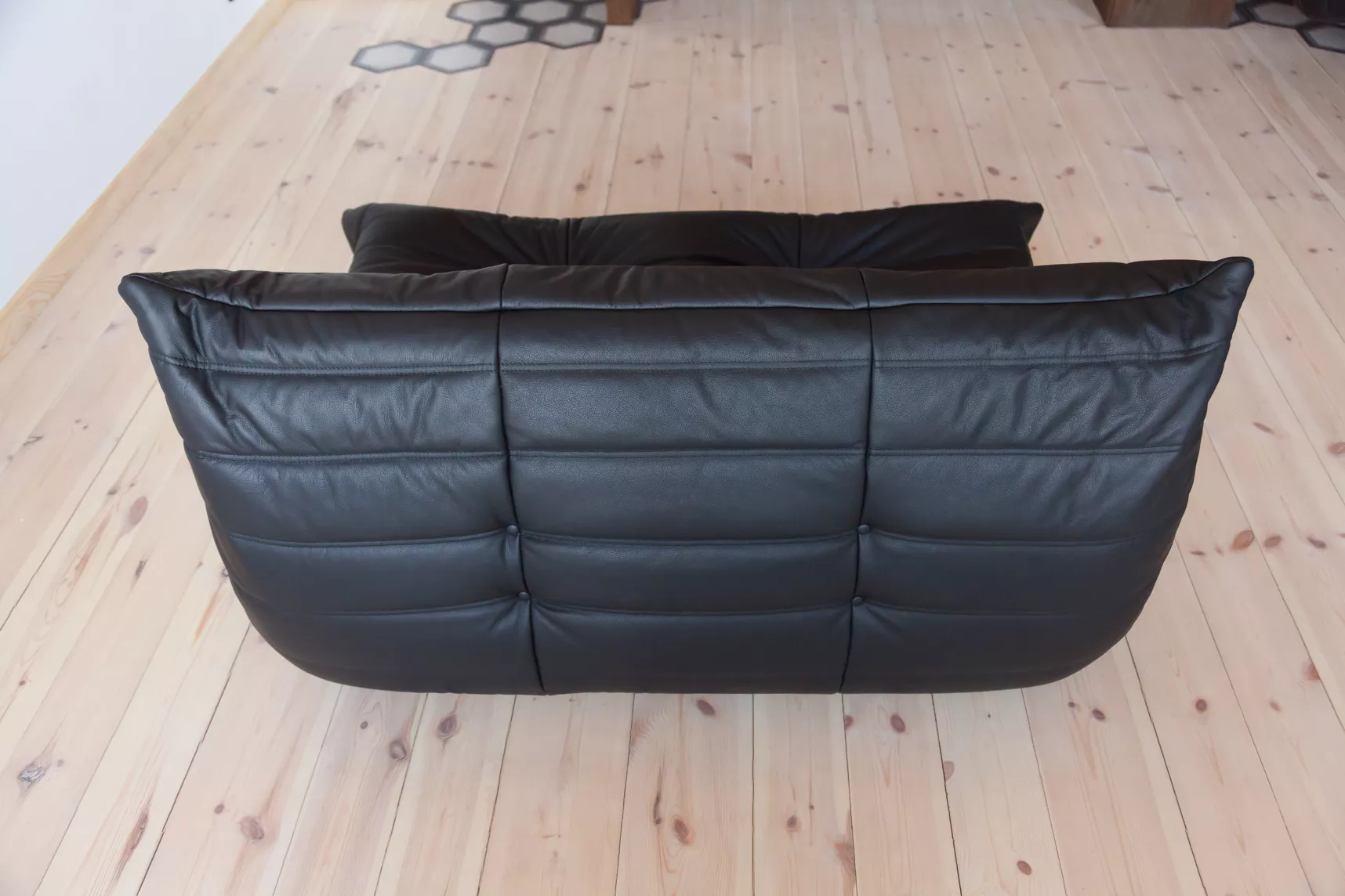 Togo Sofa 2-Sitzer Madras-Leder Schwarz