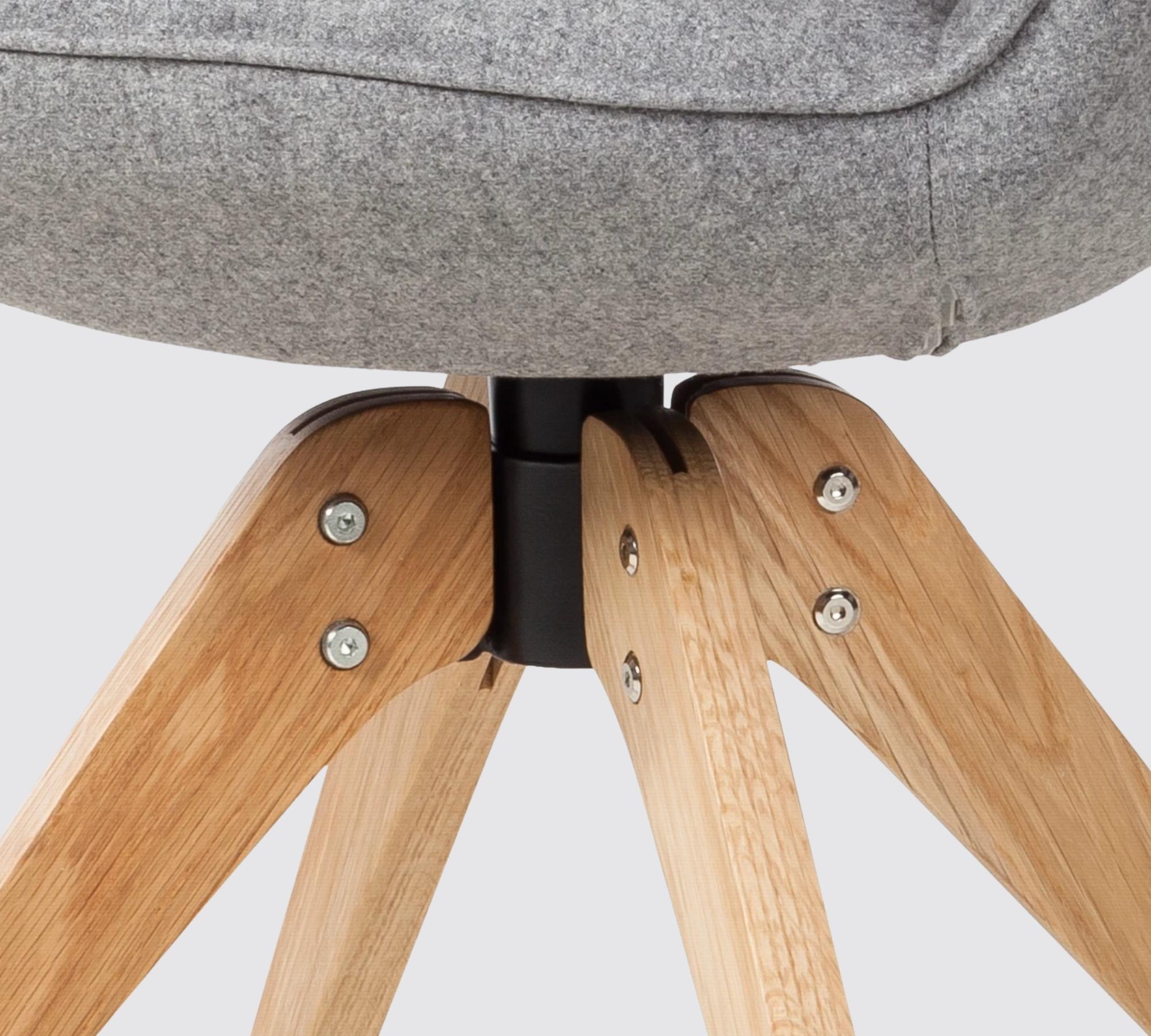 Gemütlicher Armlehnstuhl Filz Holz Mix Grau