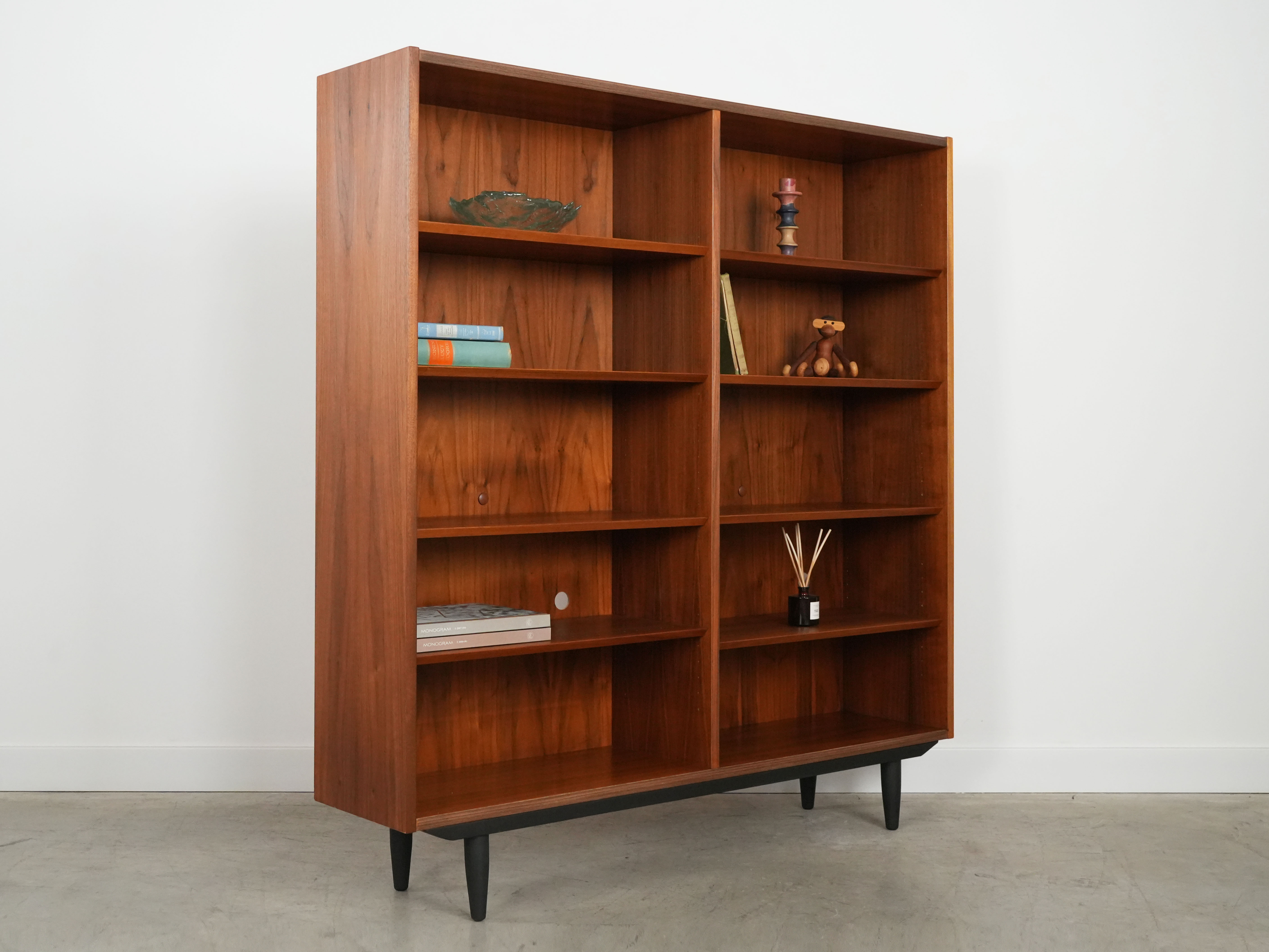 Bücherregal Teakholz 1970er Jahre