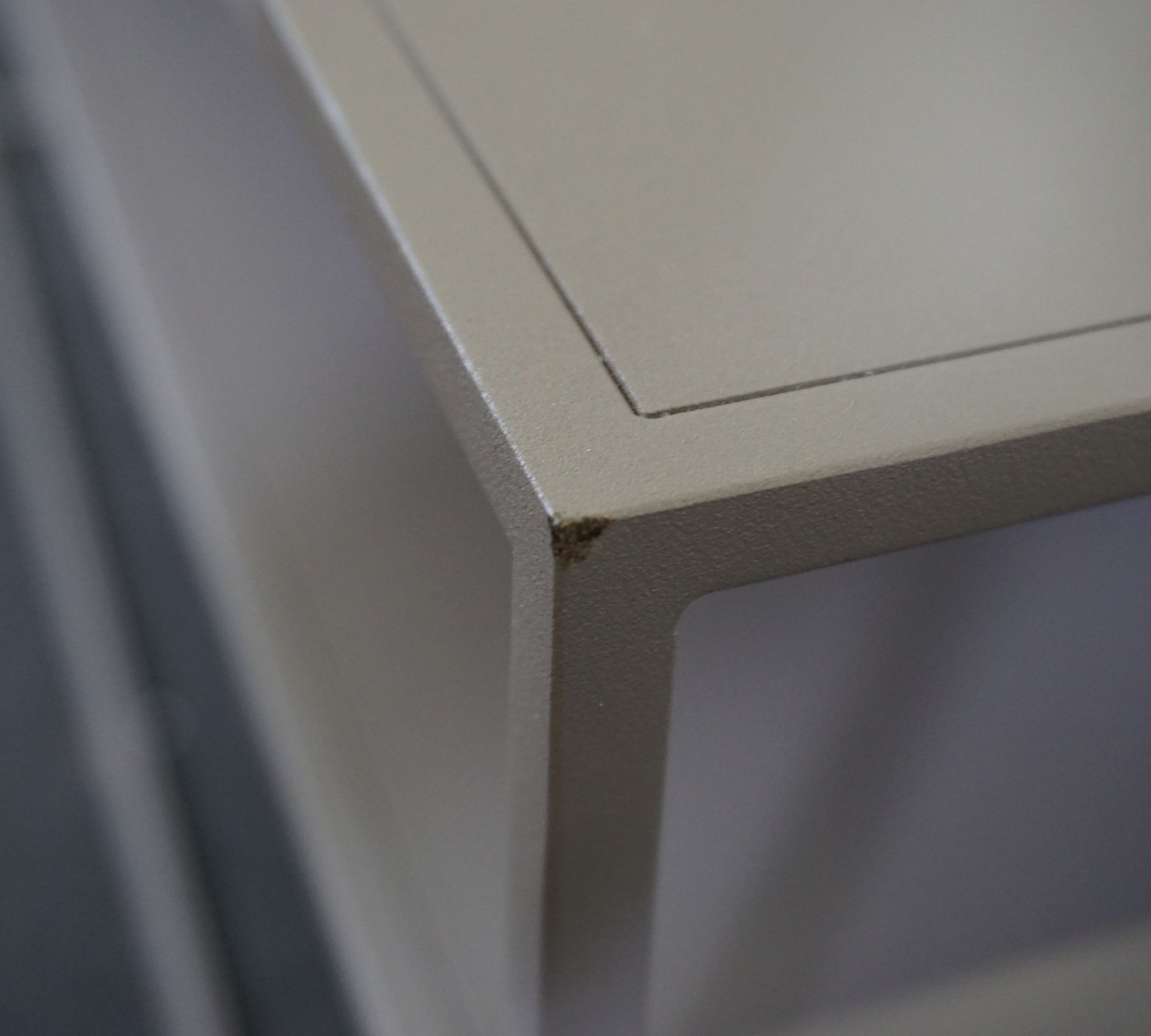 Fera Couchtisch Stahl Grau 66009