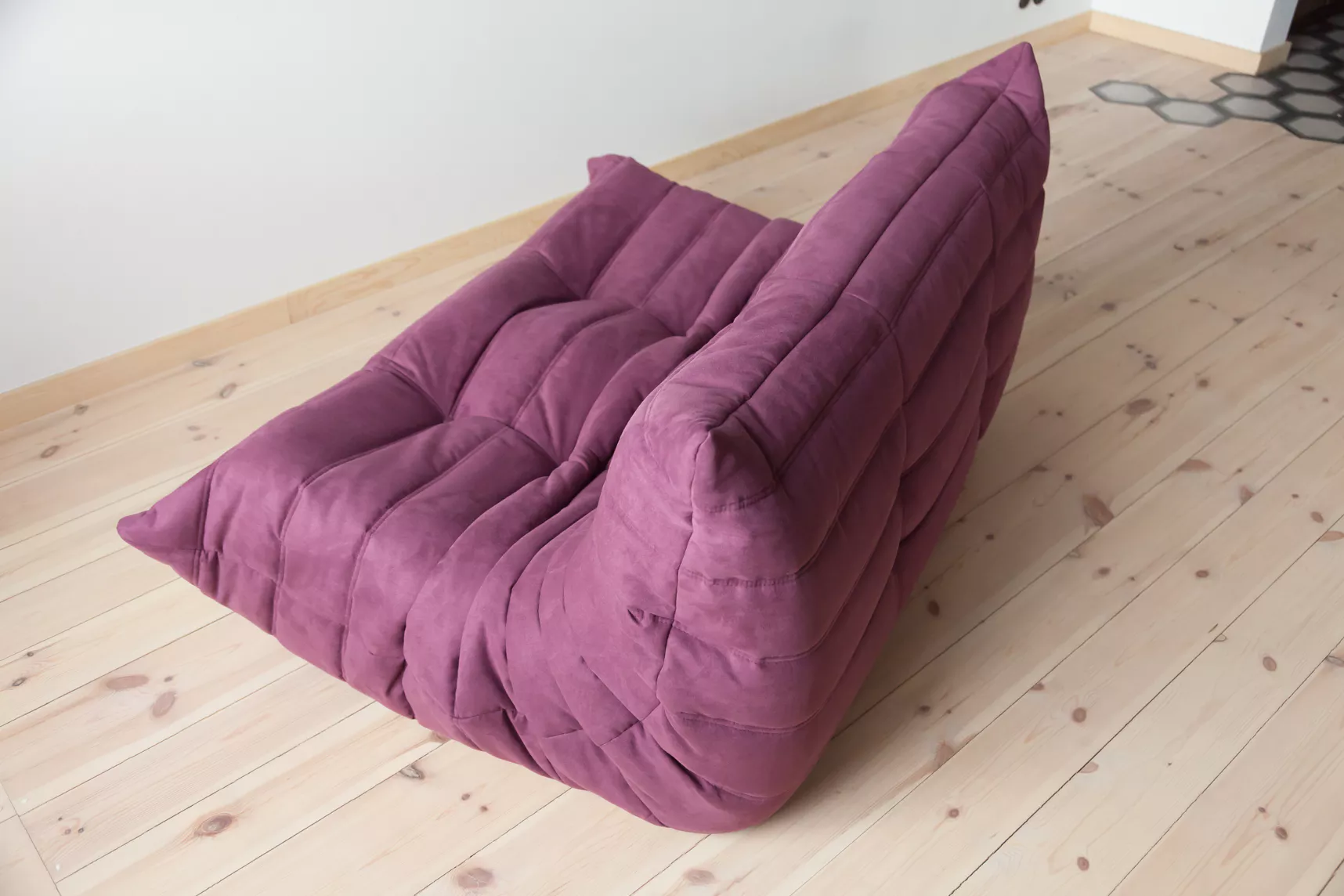 Togo Sofa 2-seater Textile Aubergine