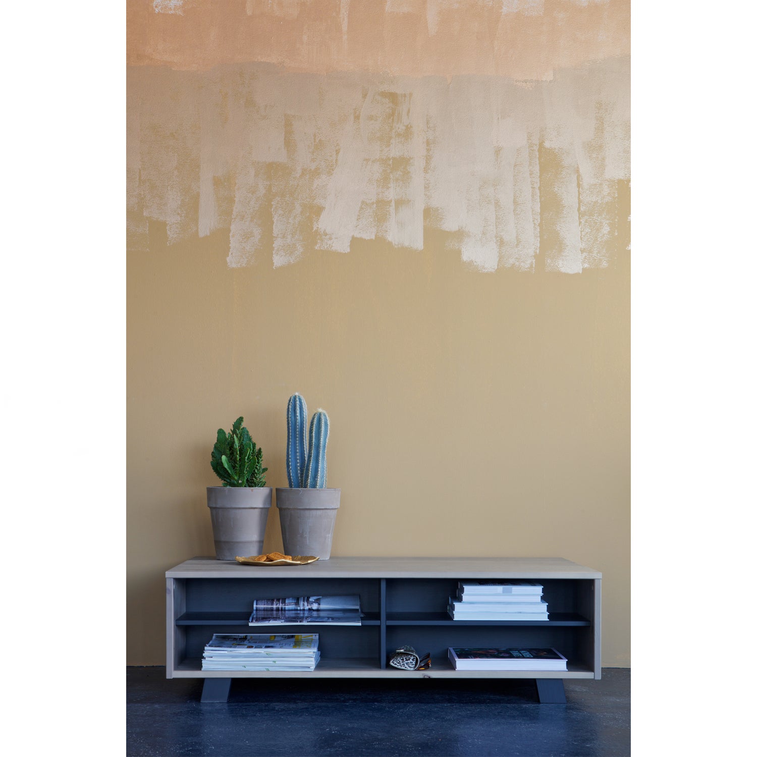 Derby Couchtisch Holz Grau