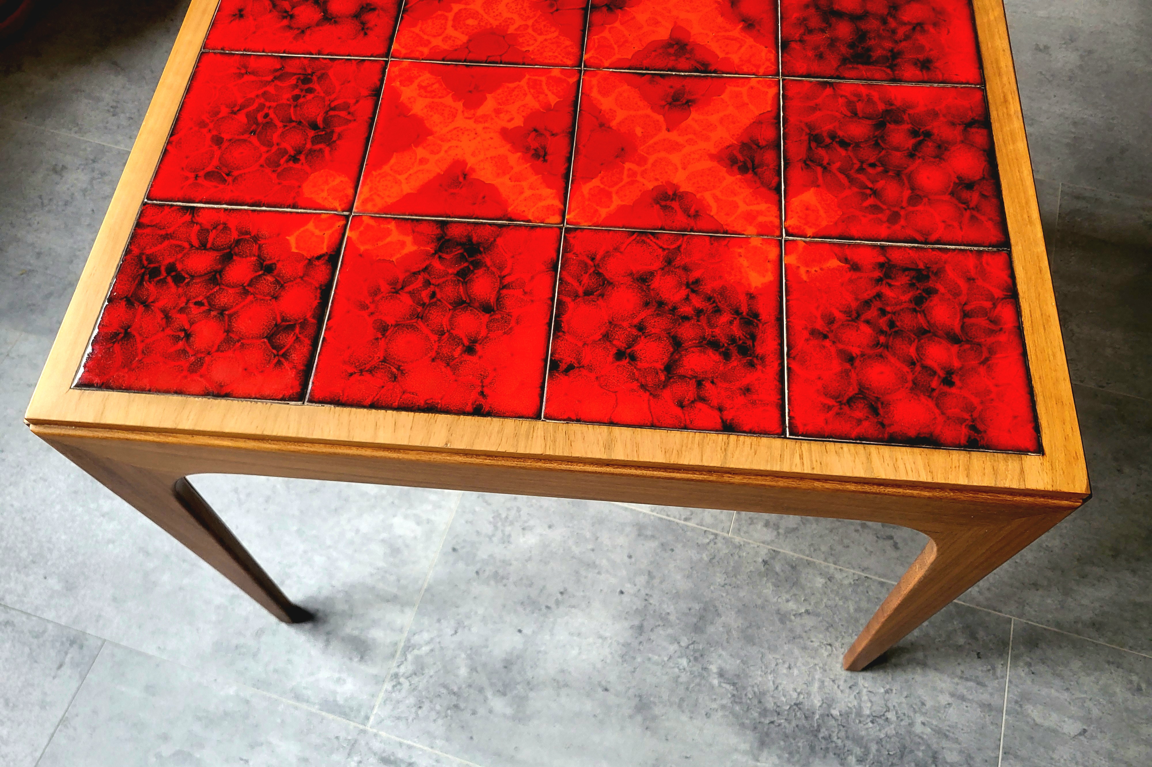 Fat Lava Couchtisch Holz Keramik