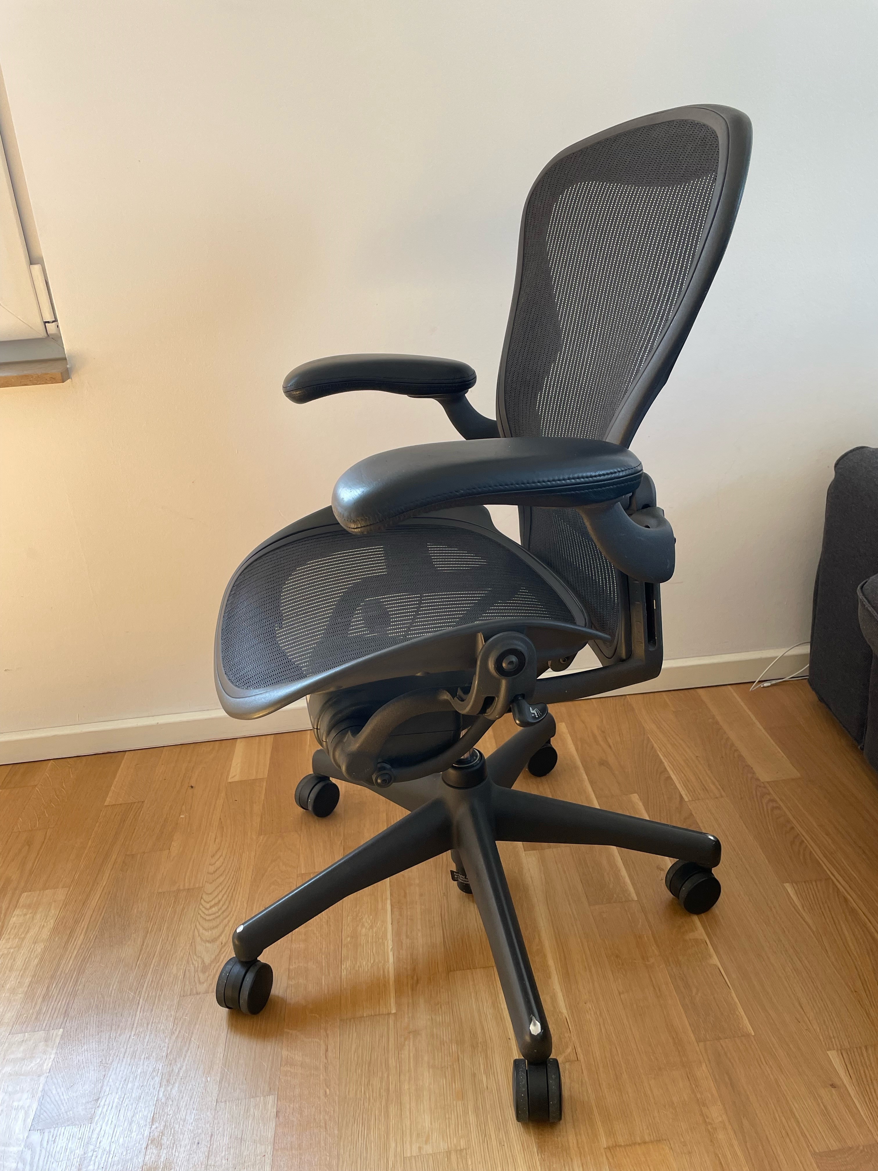 Aeron Chair von Herman Miller Graphite