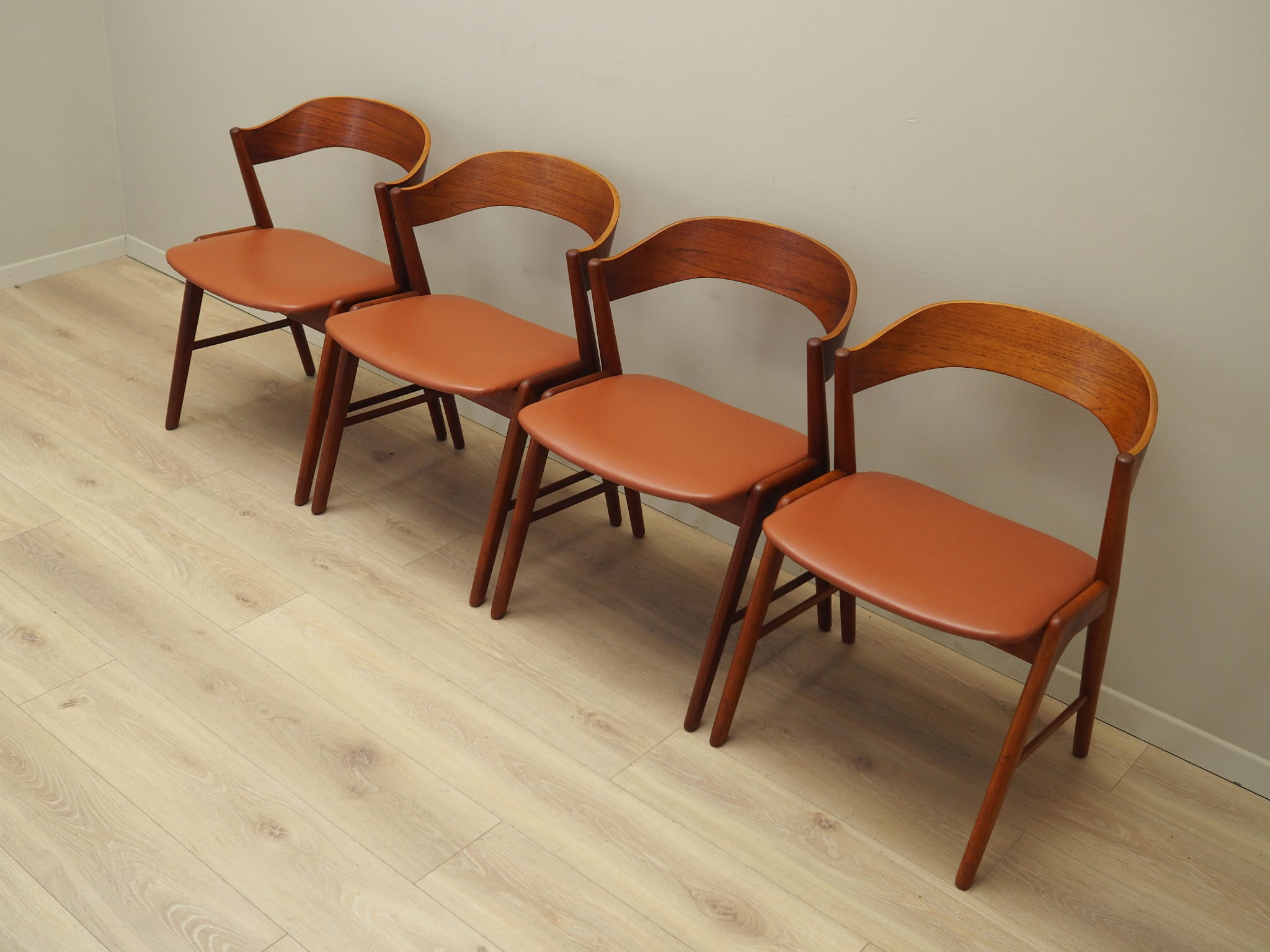 4x Chair Teak Wood Faux Leather Beige 1970s