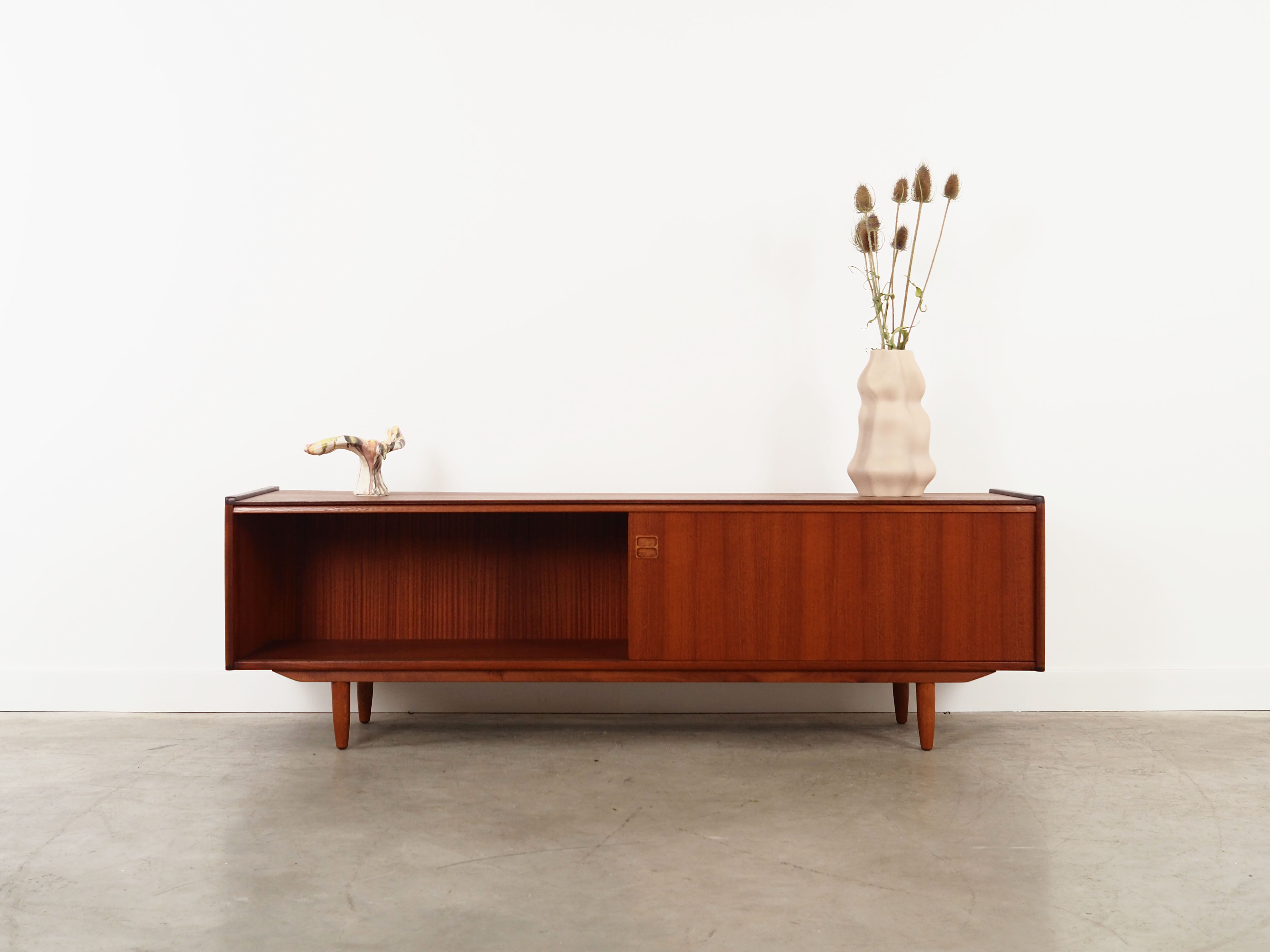 Sideboard in legno di teak anni '70