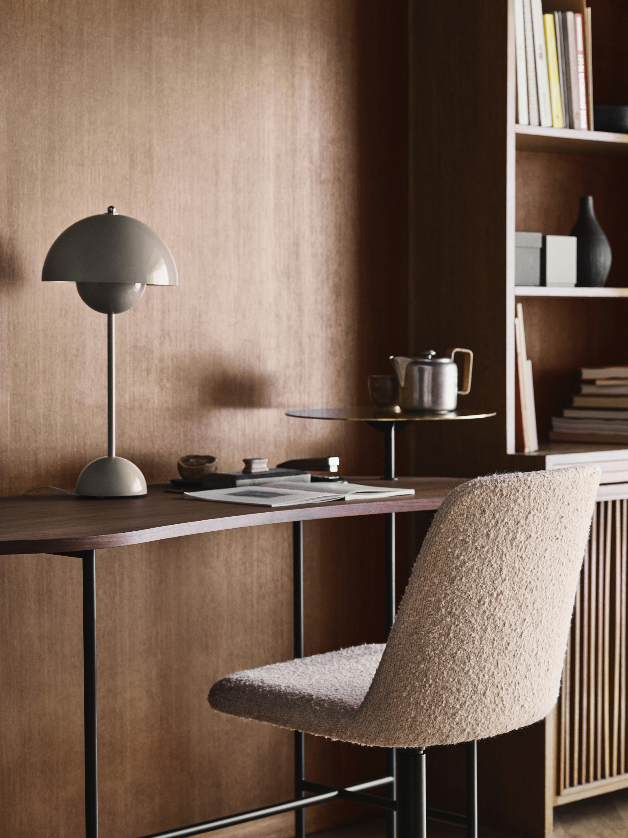 FlowerPot VP3 Tischleuchte Beige