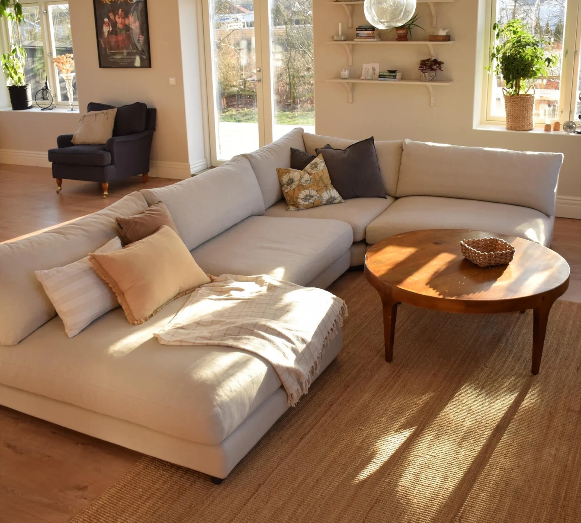 Mammoth Footstool Linen Mix Sand 402