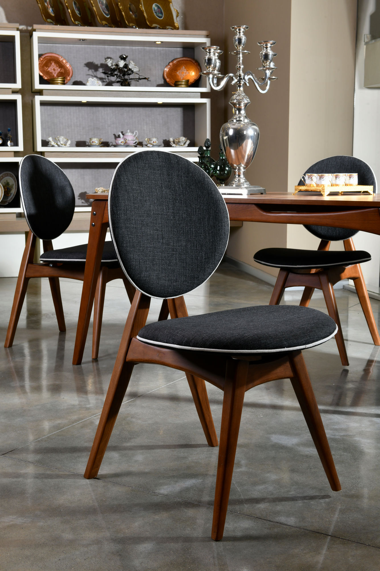 Touch Dining table set 5-piece. Linen Anthracite