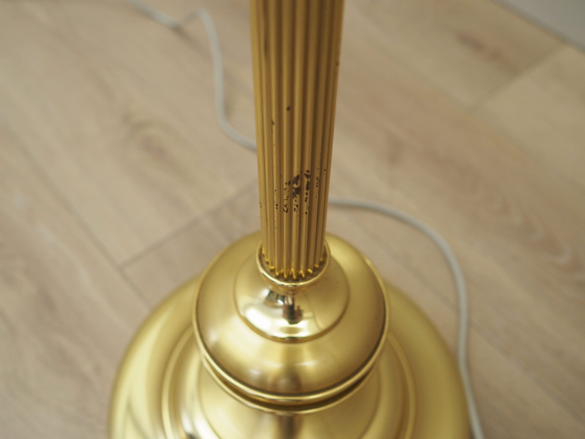 Vintage Stehlampe Metall Textil Gold 1970er Jahre 