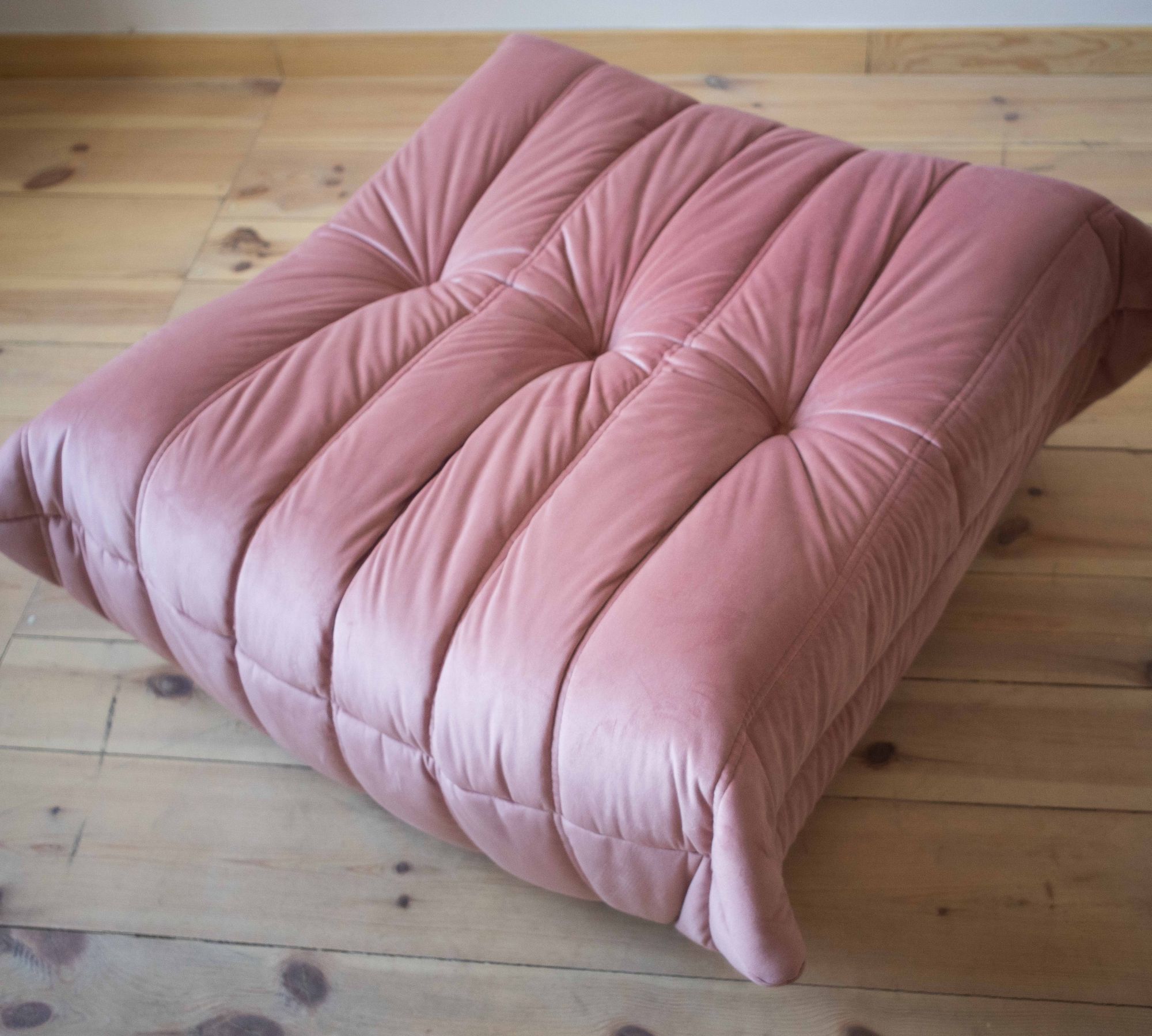 Togo Pouf Velluto Rosa Perla