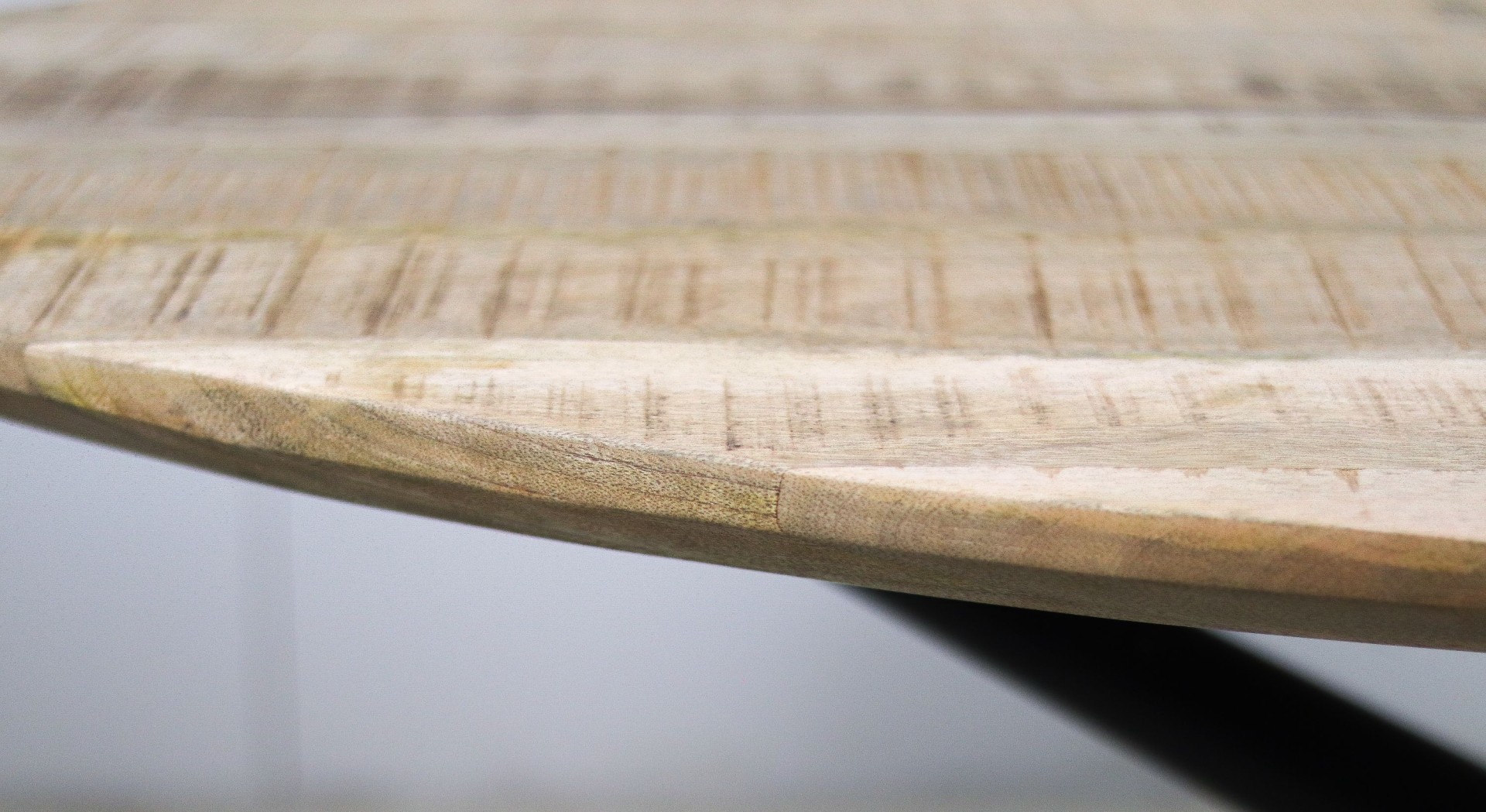 Bern Tischplatte Mangoholz ø140cm