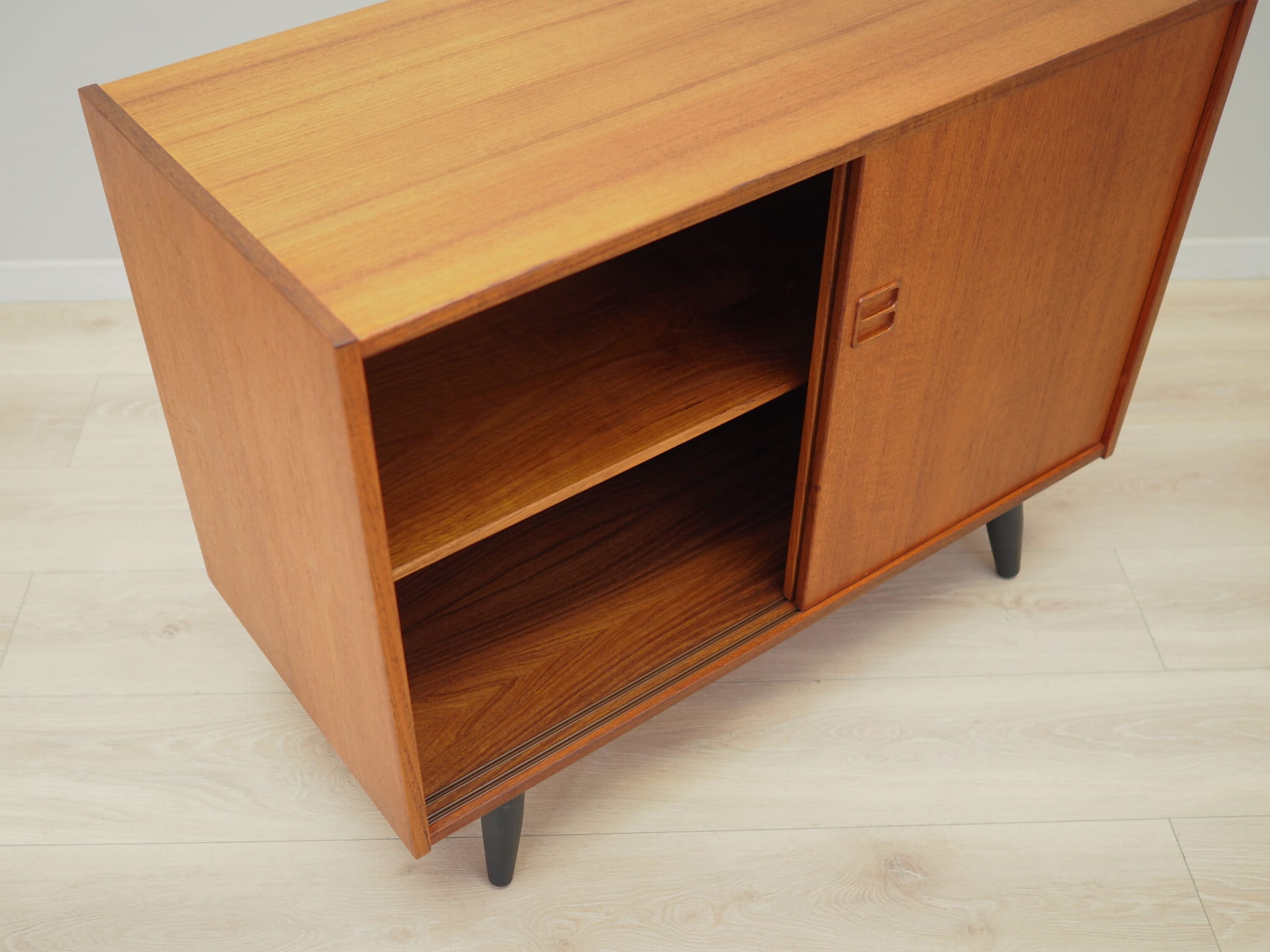 Vintage Schrank Teakholz Braun 1970er Jahre