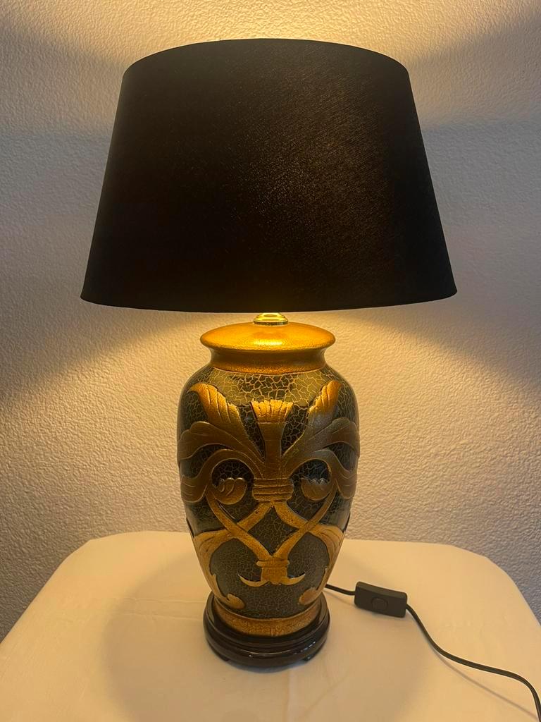 Table lamp with stoneware base ceramic